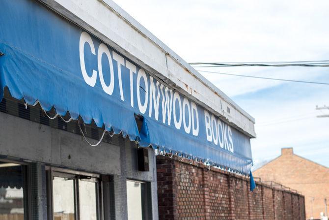 As online shopping dominates, Cottonwood Books provides Baton Rouge with a personalized shopping experience