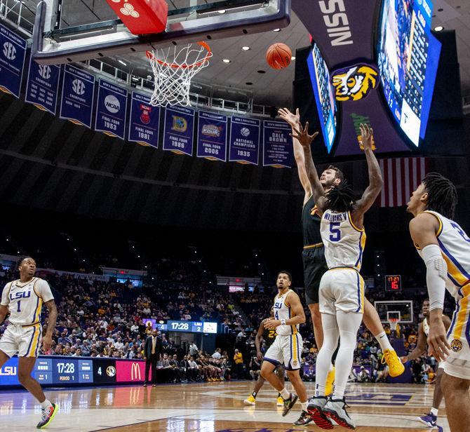 PHOTOS: LSU men's basketball defeats Mizzou