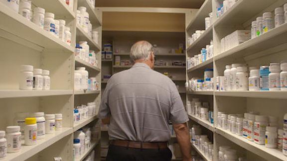 Rev Ranks: &#8216;The Pharmacist&#8217; opens our eyes to an epidemic that began in our own home state