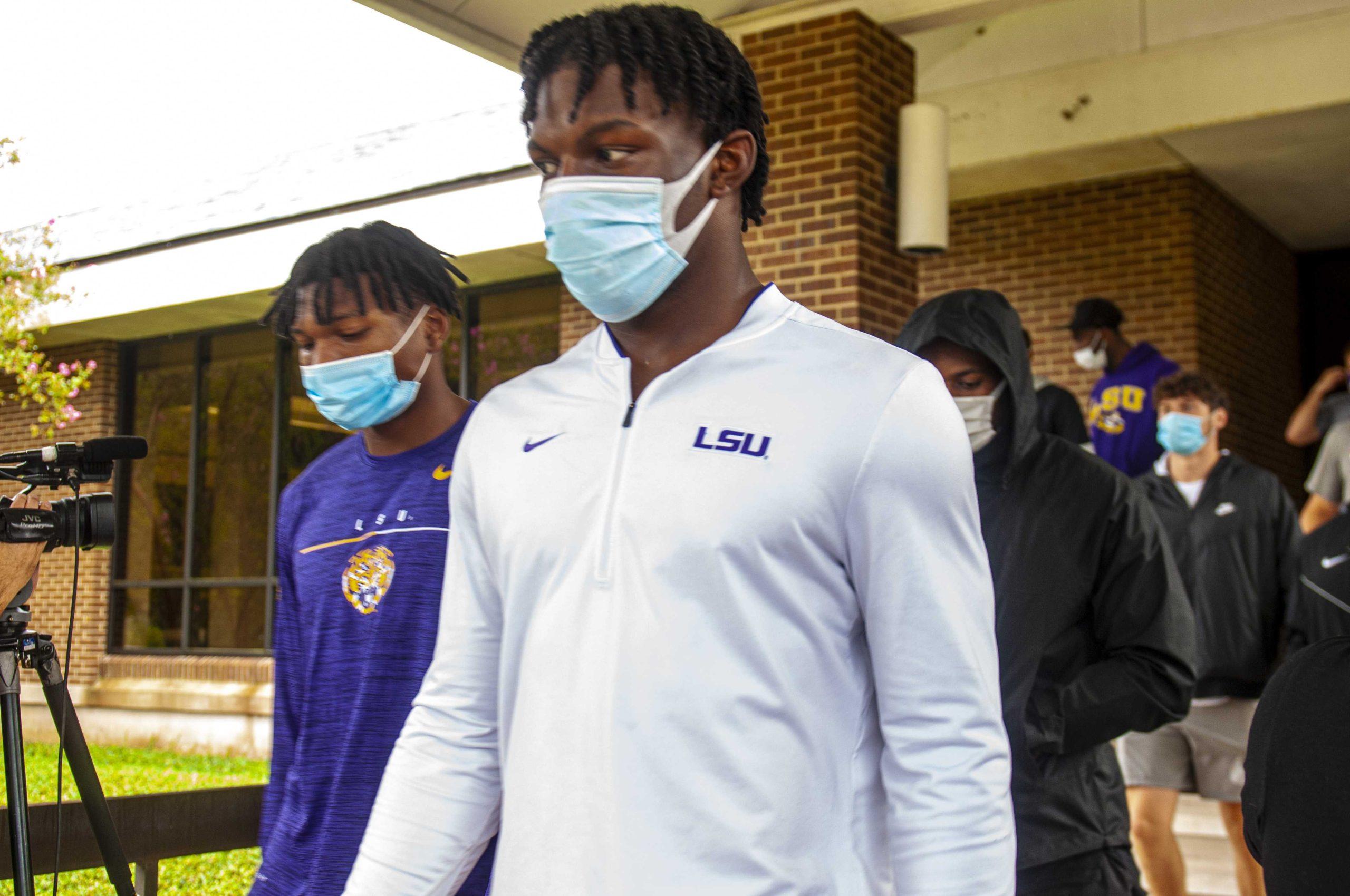 PHOTOS: LSU football marches for racial justice