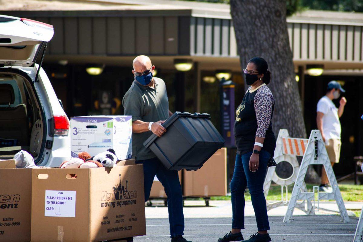 LSU parents help move in on Monday, Aug. 17, 2020 at the Pentagon Community on Dalrymple Dr.&#160;