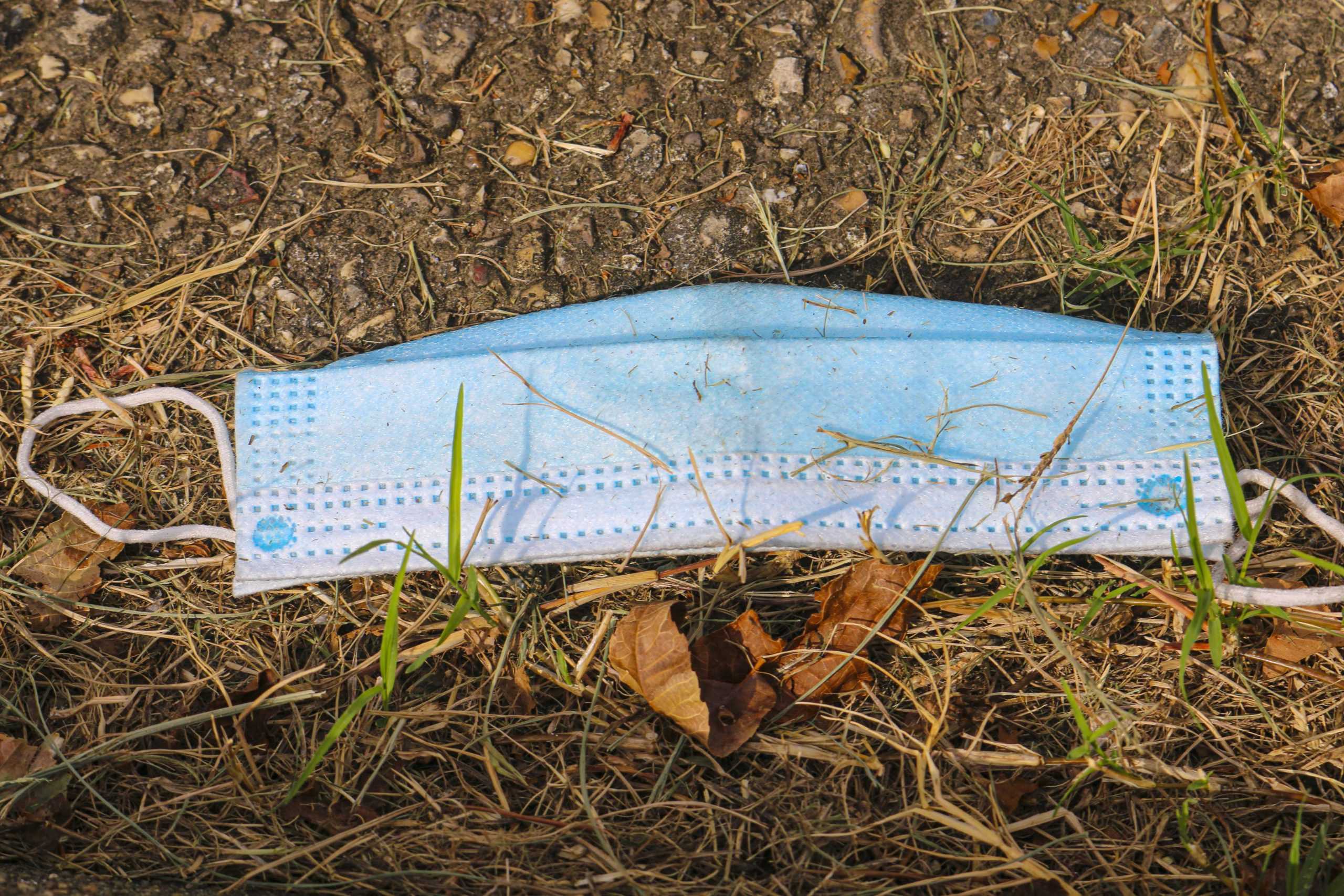 PHOTO: The pollution of face masks at LSU