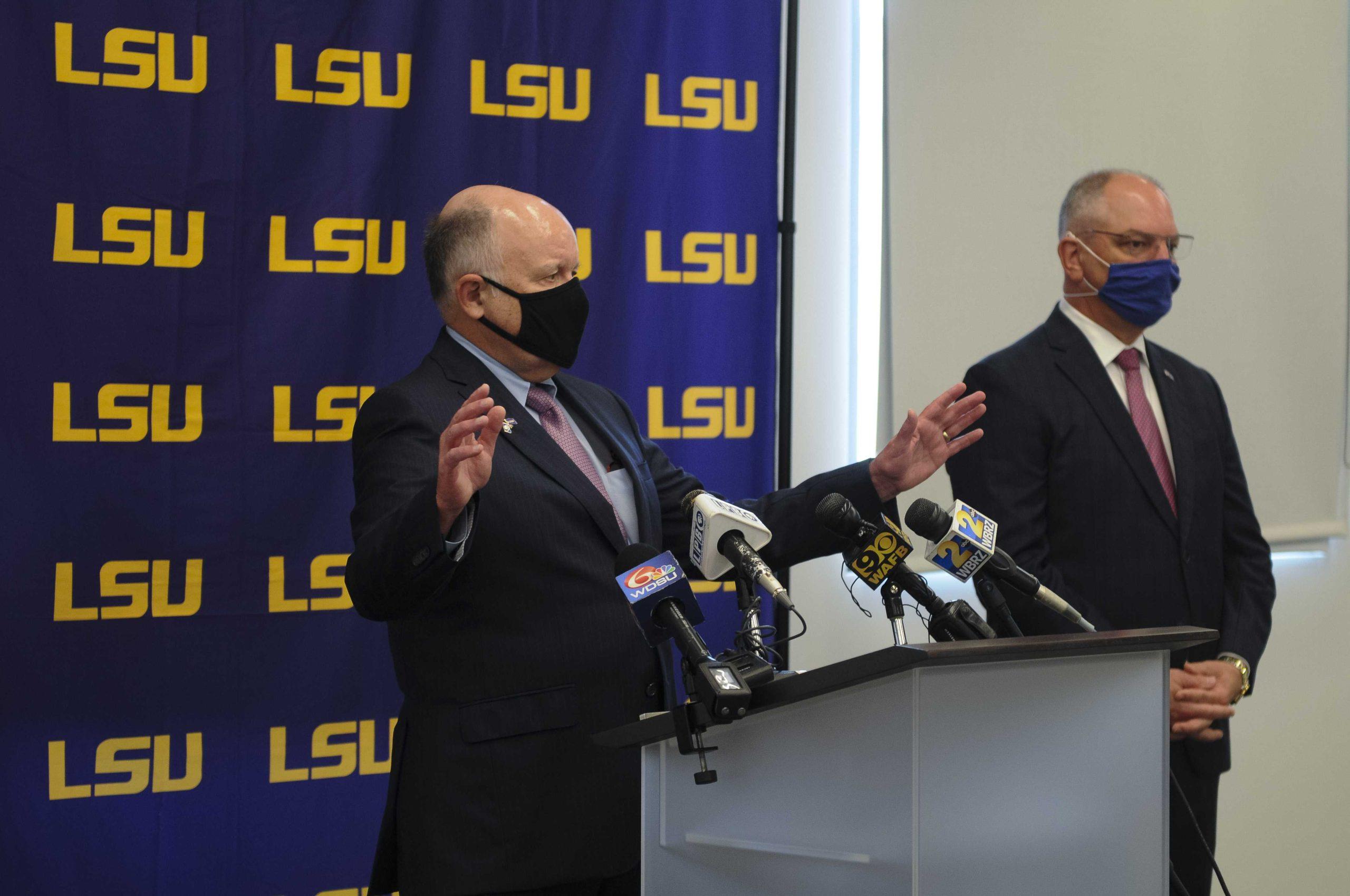 White House leader applauds LSU's COVID-19 measures at press conference on campus