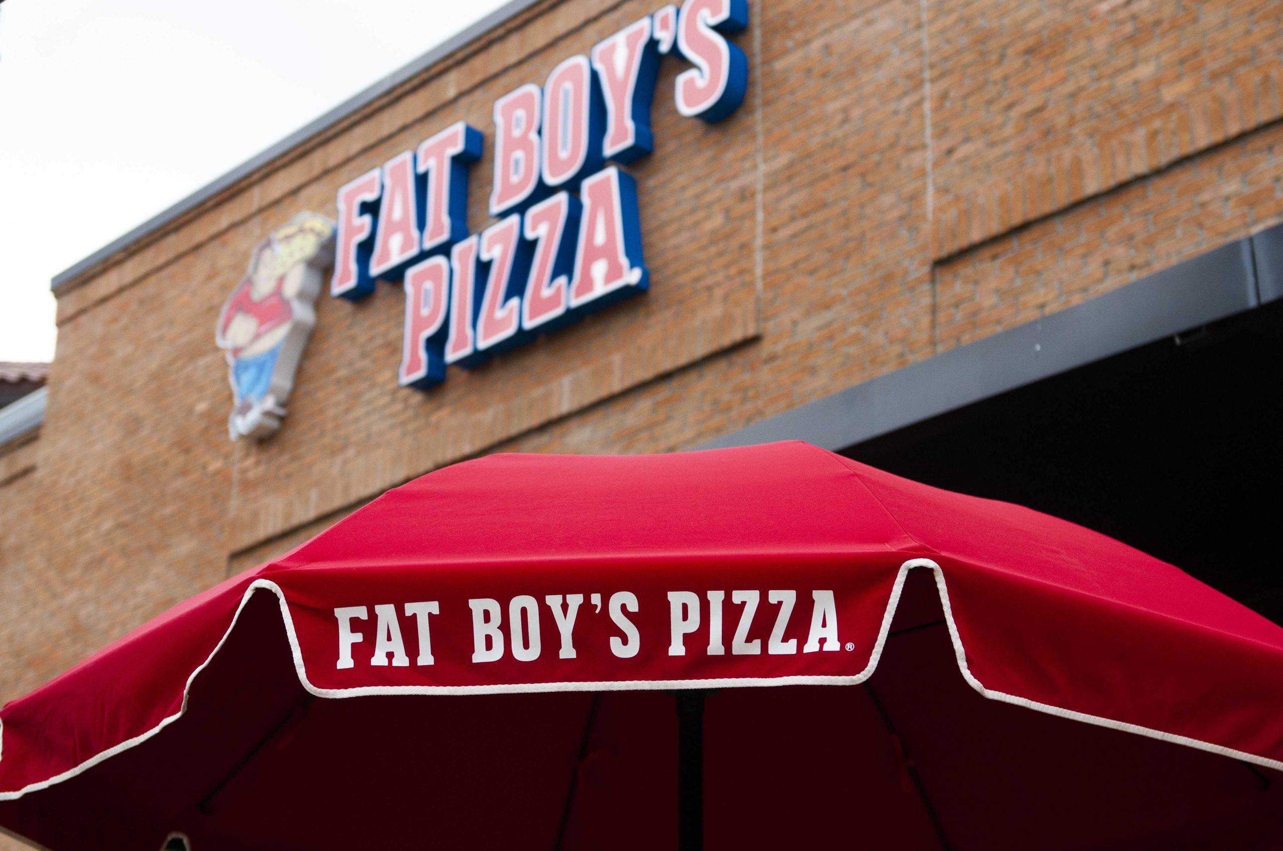 'Size matters': Fat Boy's Pizza brings 30 inch New York-style pizza to Baton Rouge