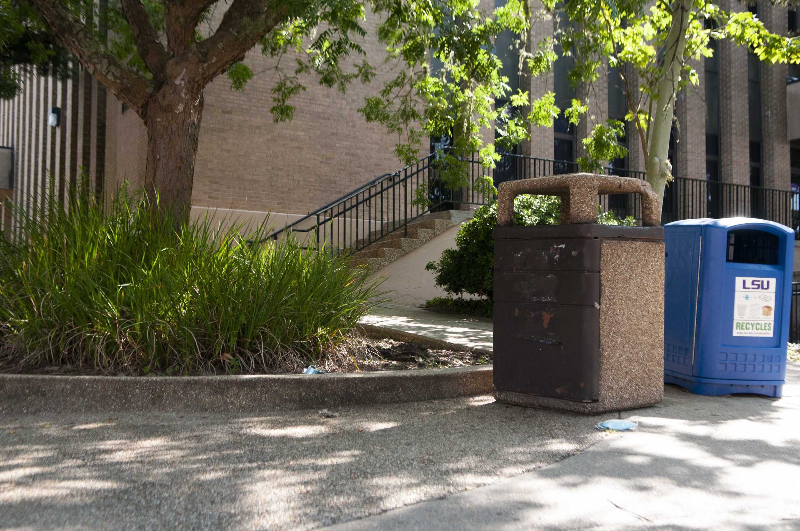 PHOTO: The pollution of face masks at LSU