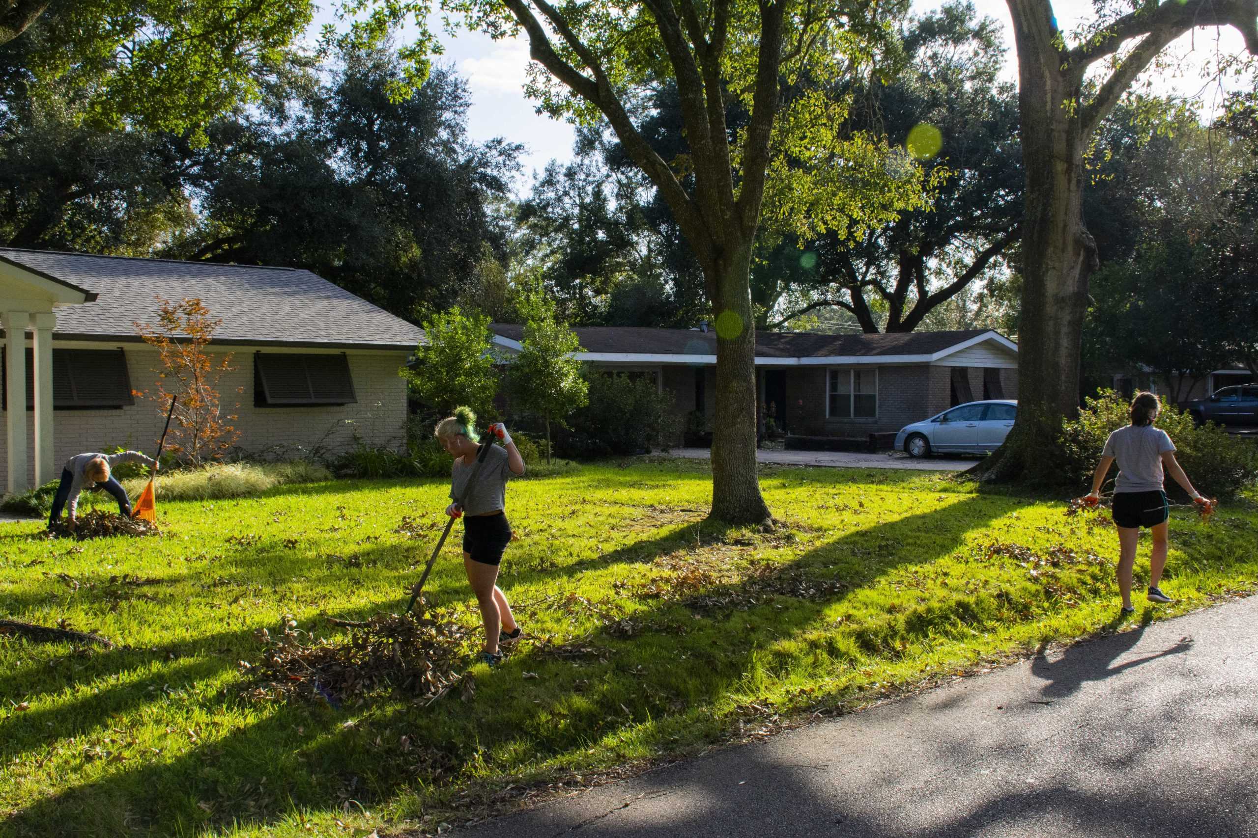 PHOTOS: Christ the King hosts hurricane relief clean-up