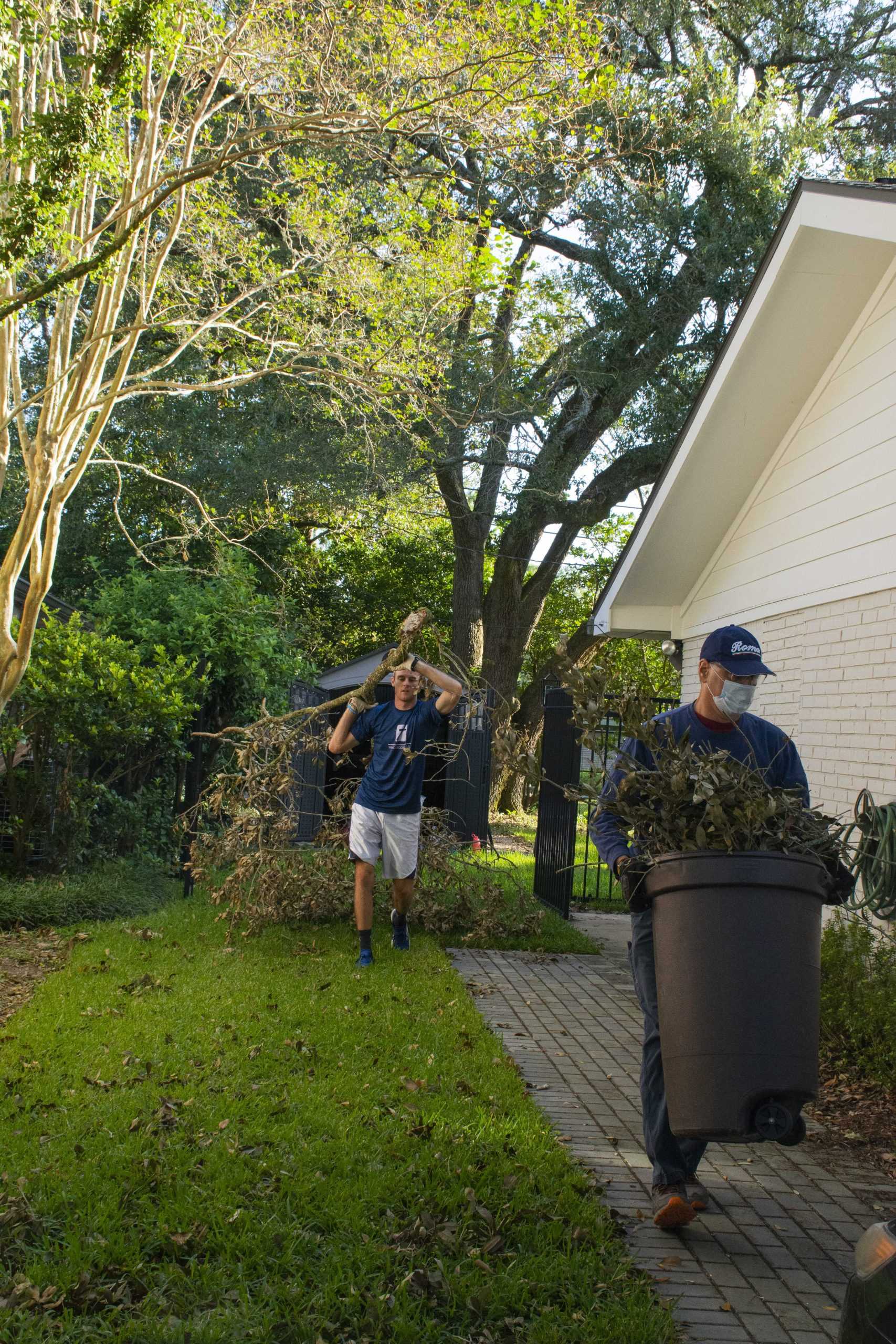 PHOTOS: Christ the King hosts hurricane relief clean-up