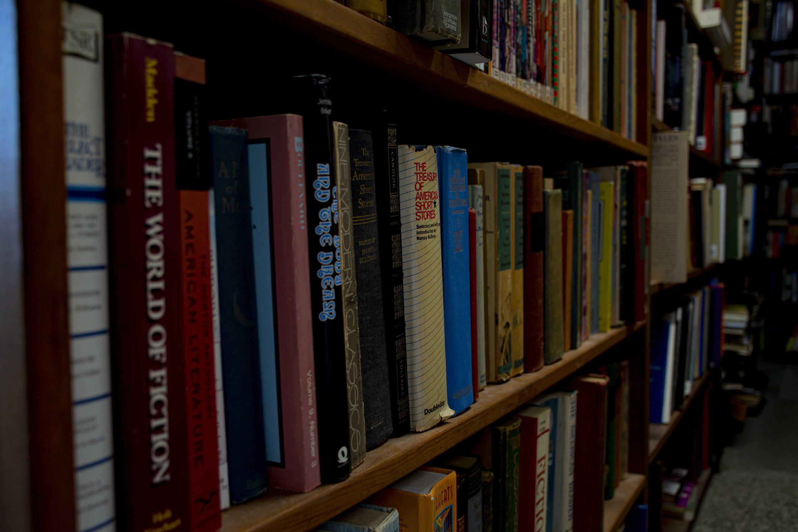 Local Baton Rouge bookstore provides the community with large collection of rare and new books