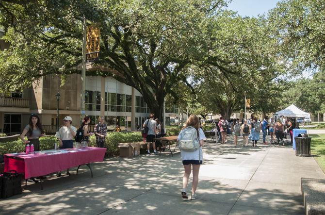 Students check out booths at Free Speech Alley on Sept. 1, 2017.