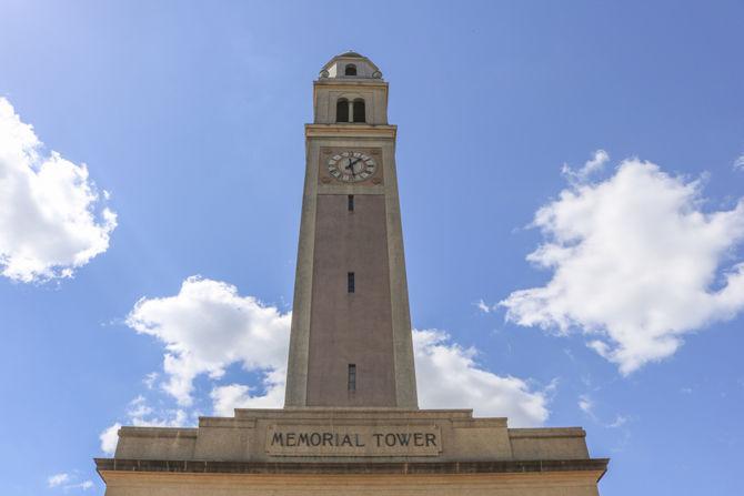 <p>The Memorial Tower sits on Dalrymple Drive on Thursday, Oct. 5, 2017.</p>