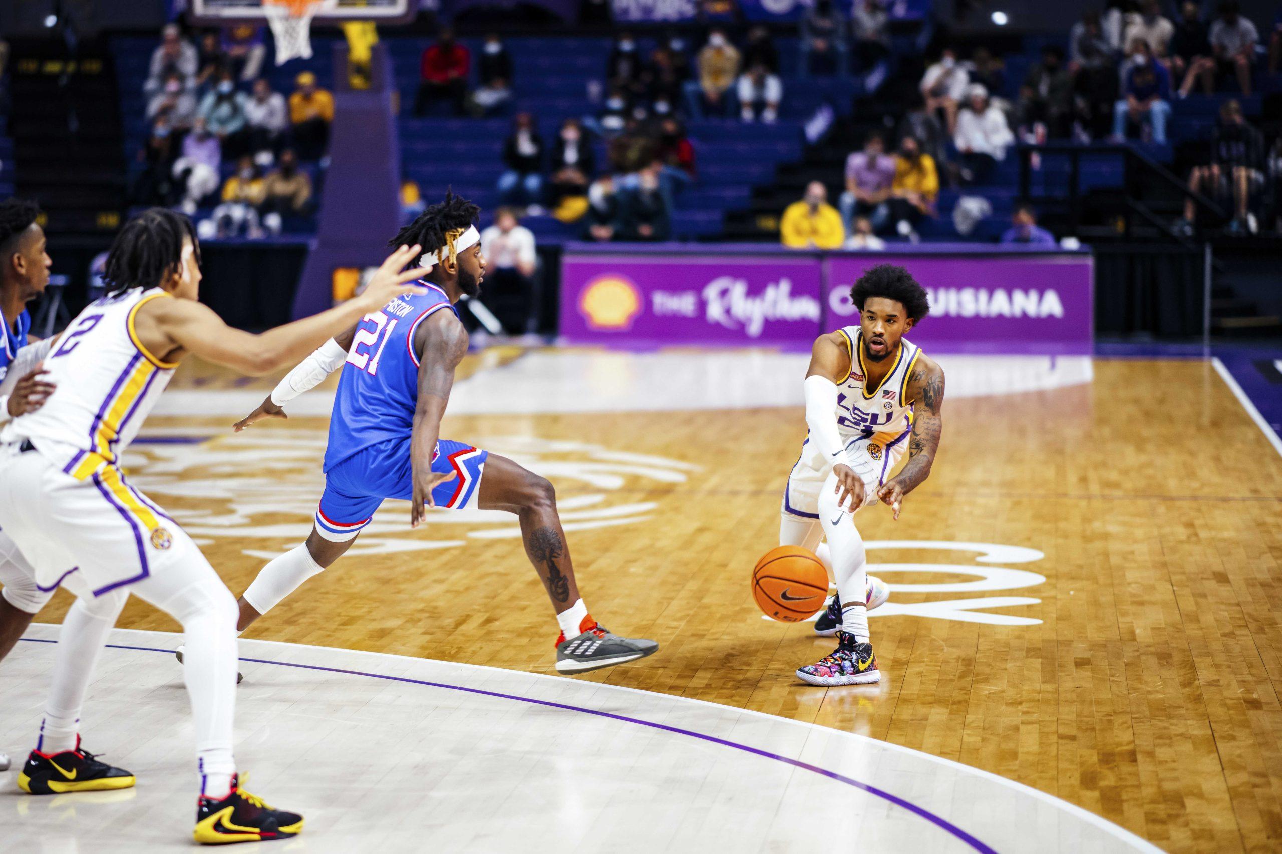 PHOTOS: LSU men's basketball defeats LA Tech