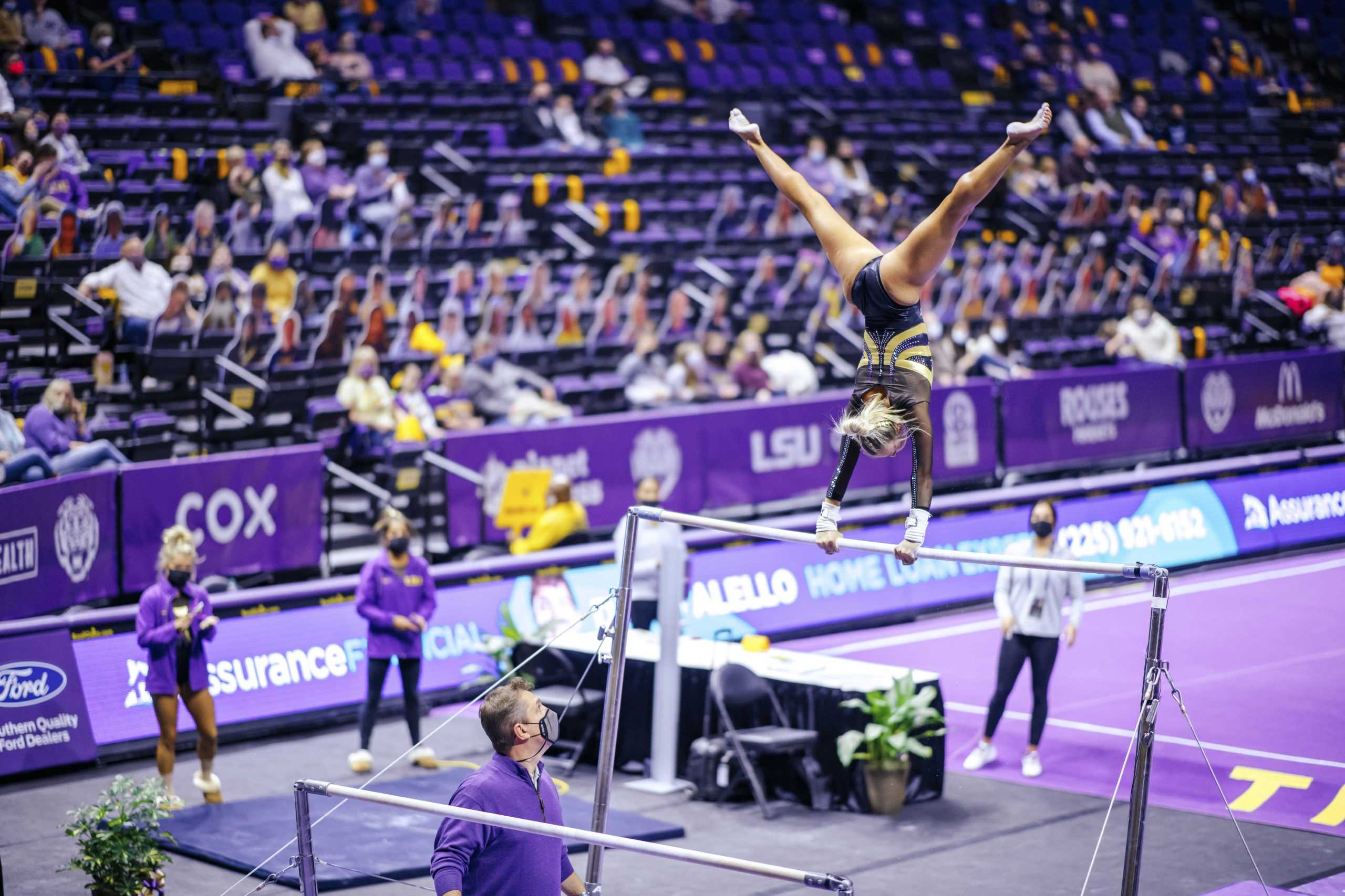 PHOTOS: LSU gymnastics defeats Arkansas in home opener