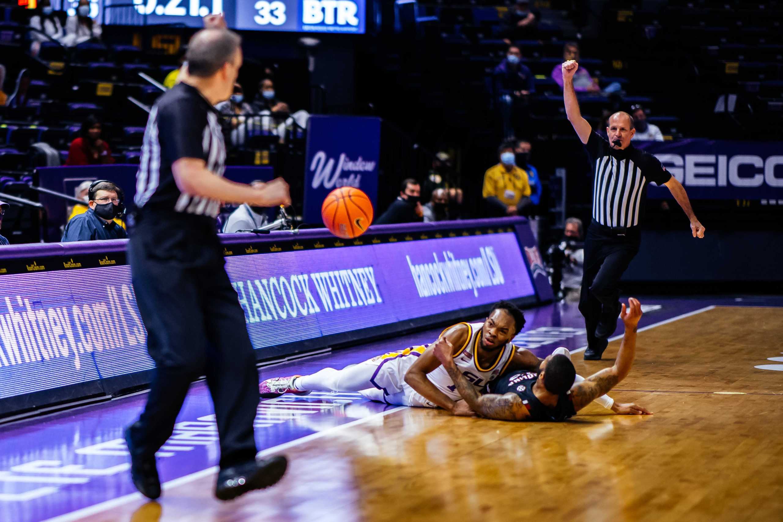 PHOTOS: LSU men's basketball defeats South Carolina