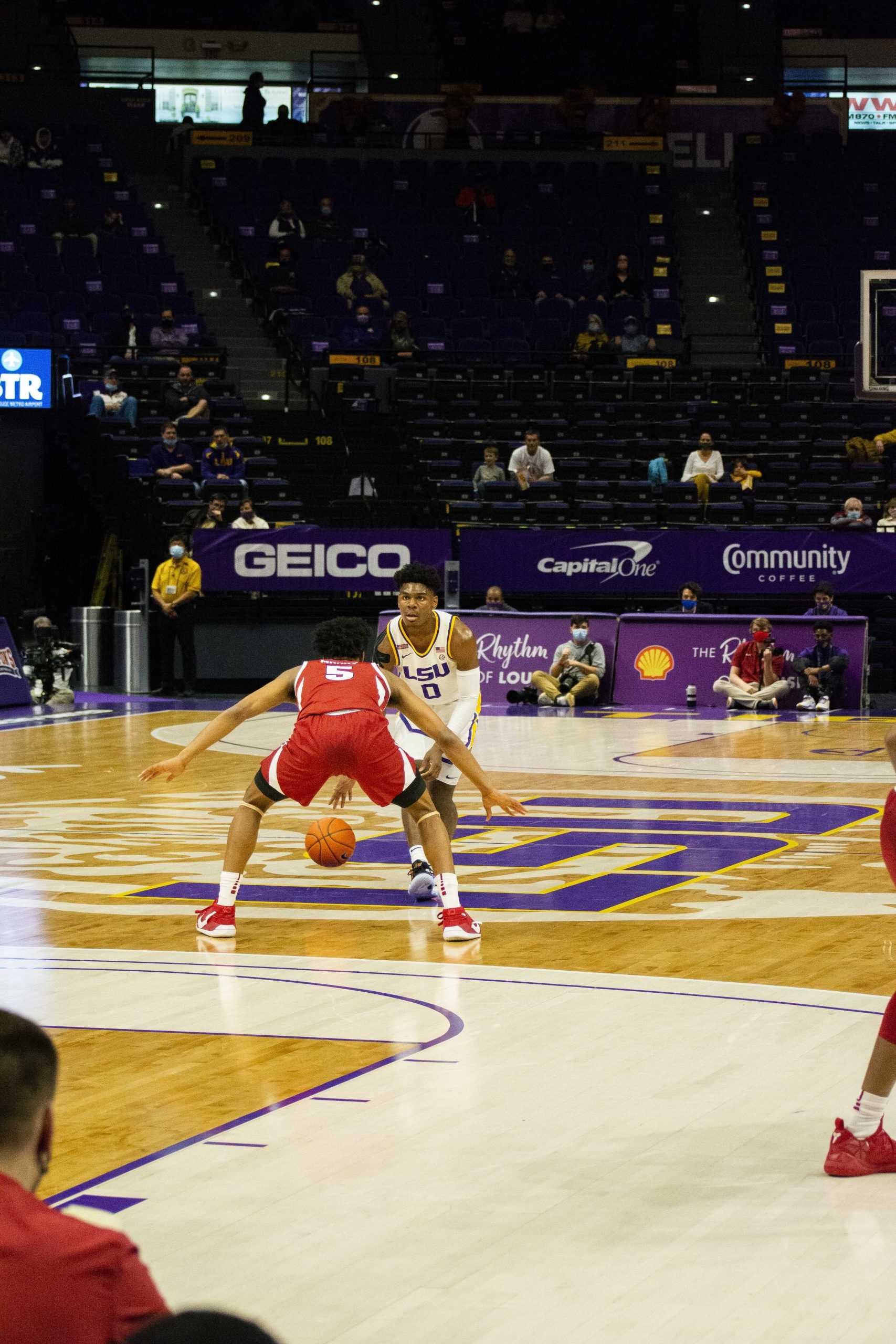 PHOTOS: LSU men's basketball defeats Arkansas