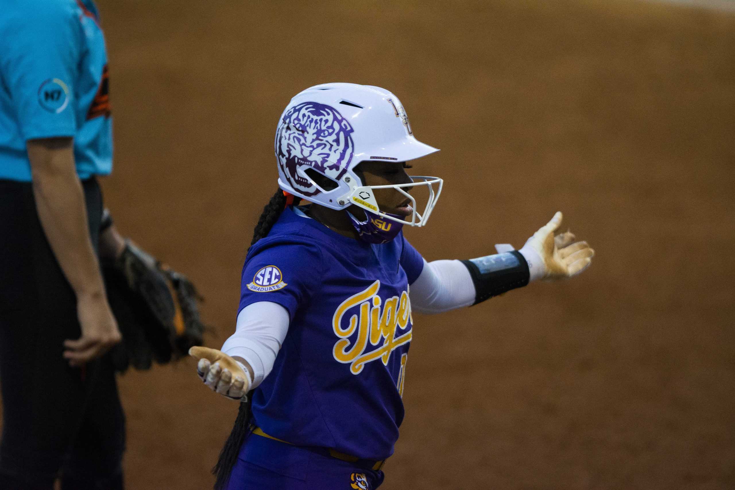 PHOTOS: LSU softball falls to Oklahoma State