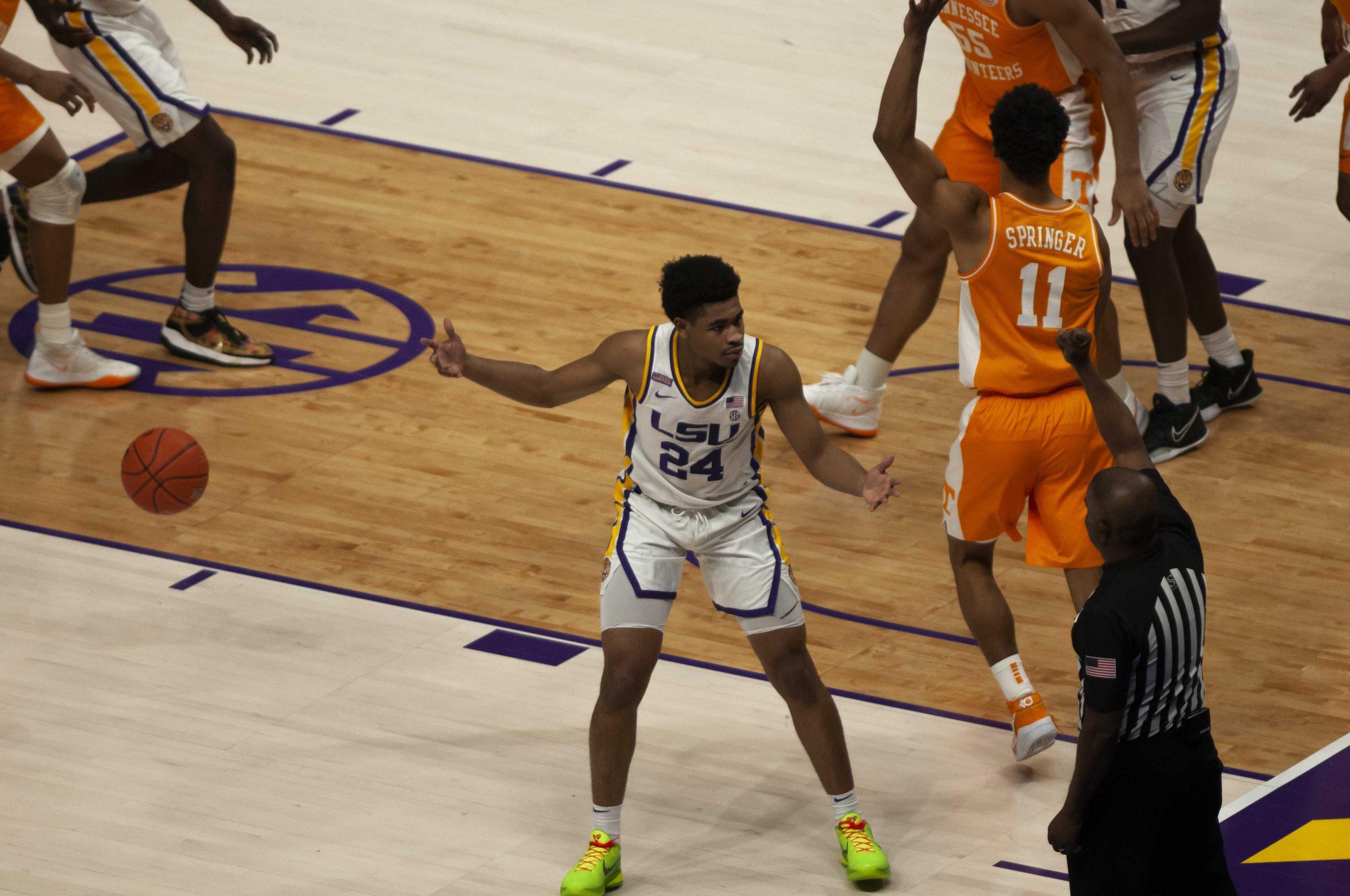 PHOTOS: LSU men's basketball defeats Tennessee