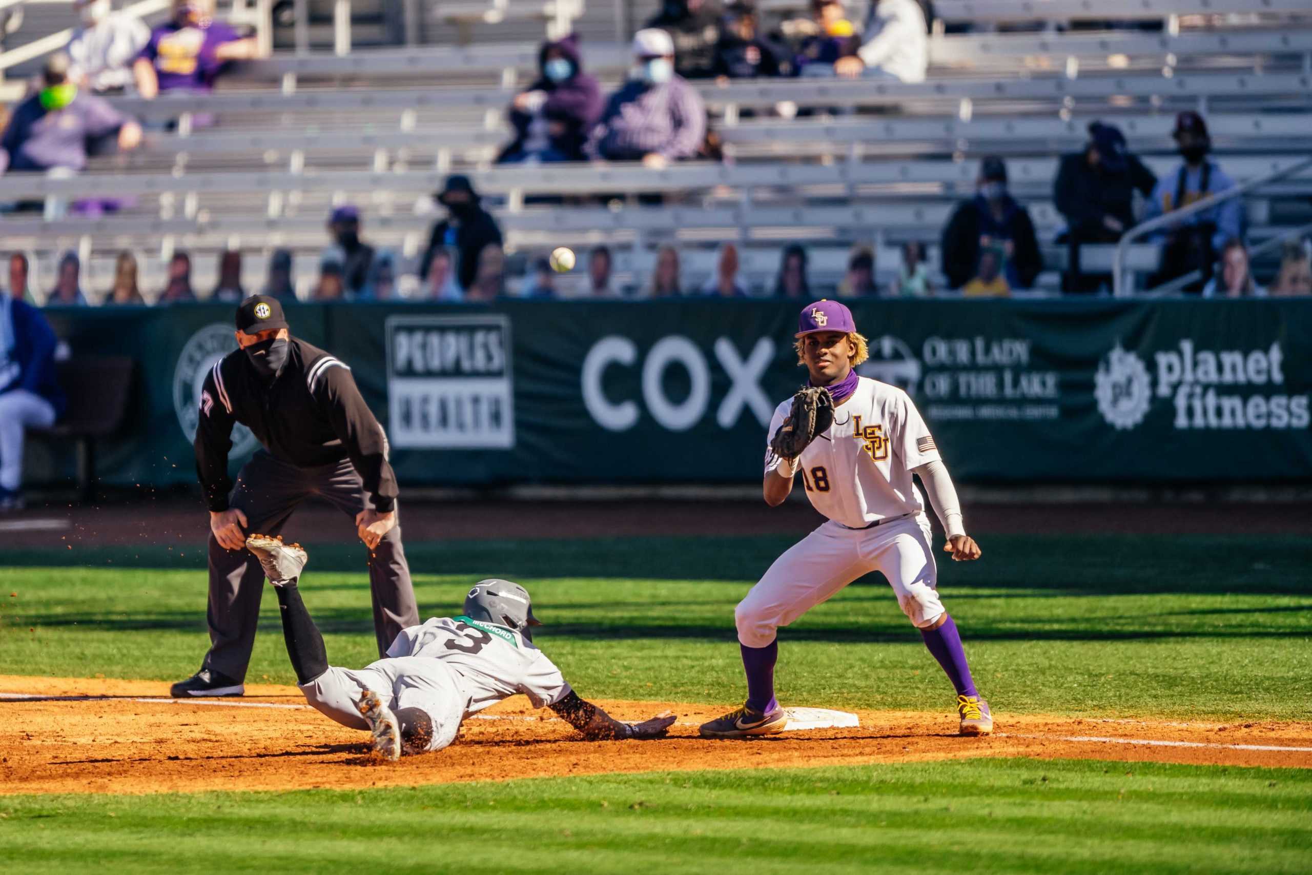 PHOTOS: LSU baseball defeats Air Force in season opener