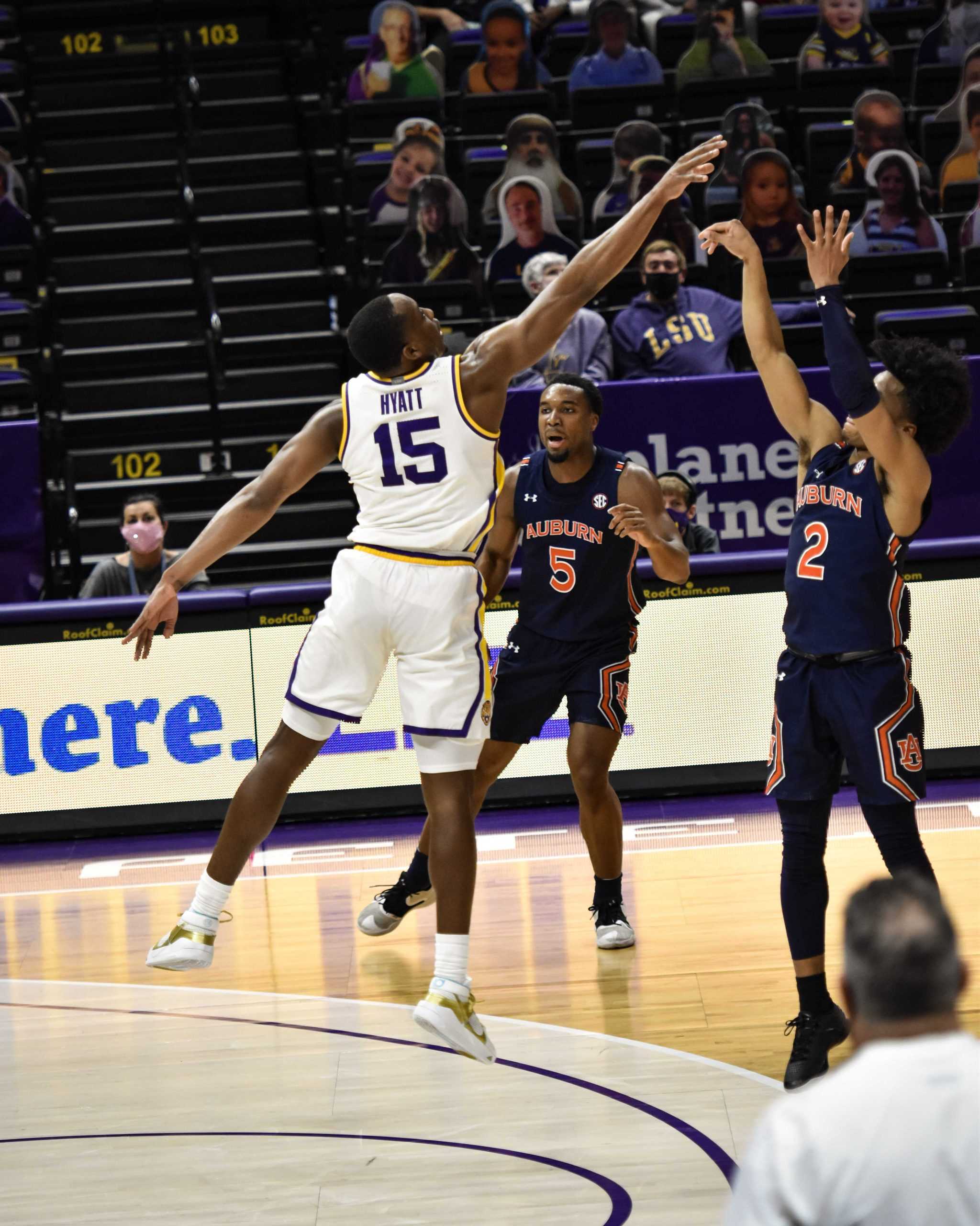 PHOTOS: LSU men's basketball defeats Auburn