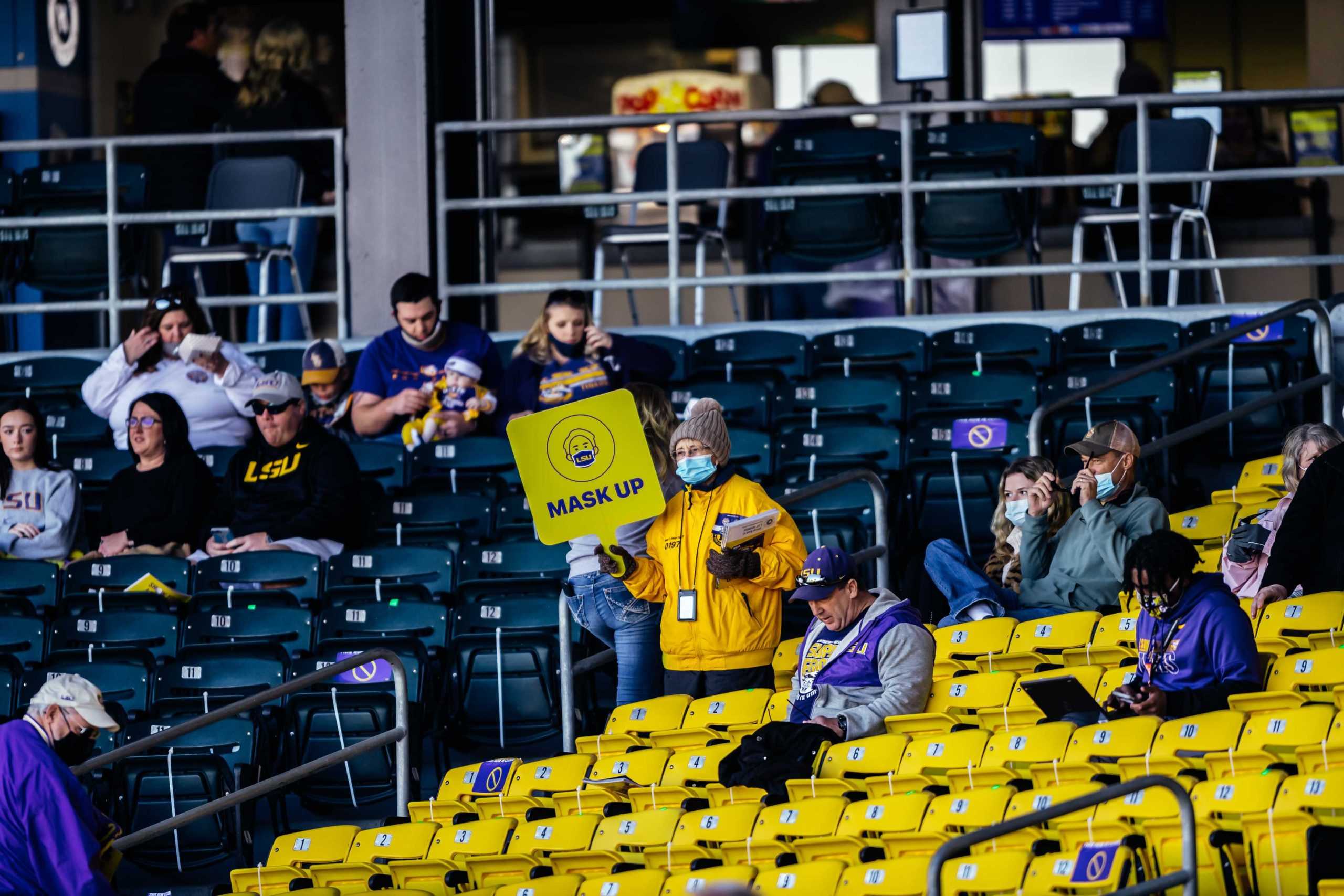 PHOTOS: LSU baseball defeats Air Force in season opener