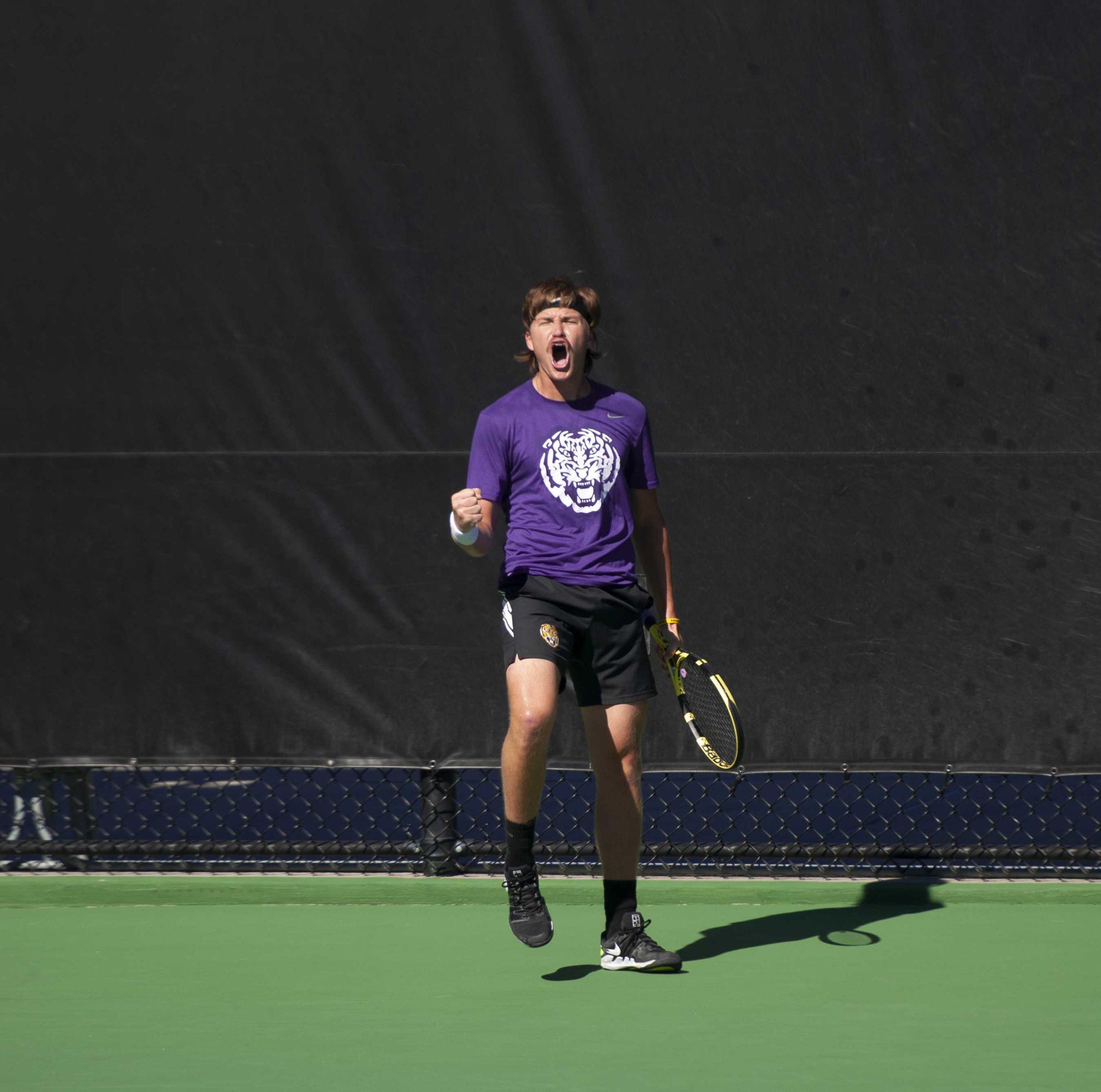 PHOTOS: Men's tennis falls to Tulane