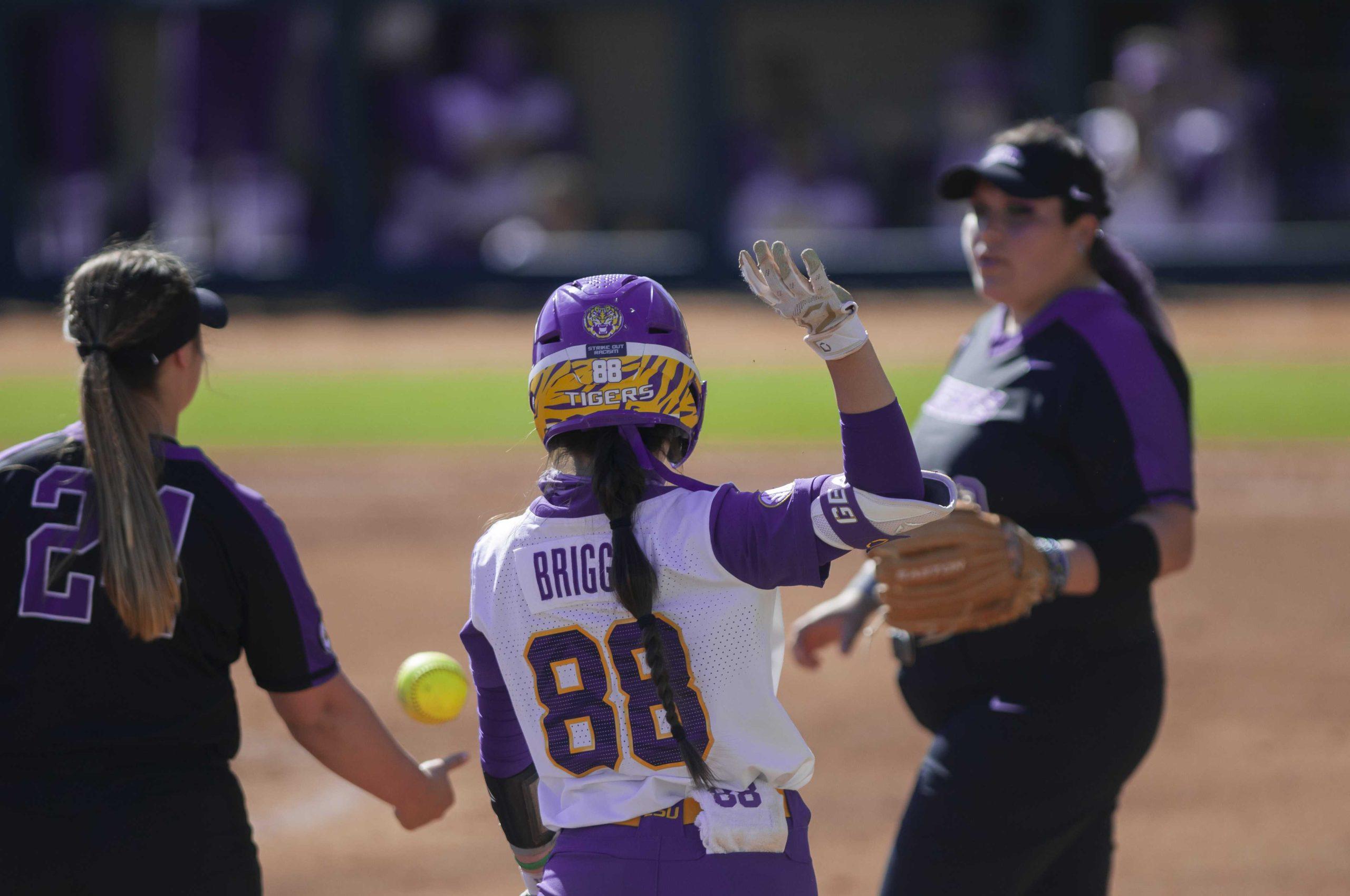 PHOTOS: LSU softball defeats Central Arkansas