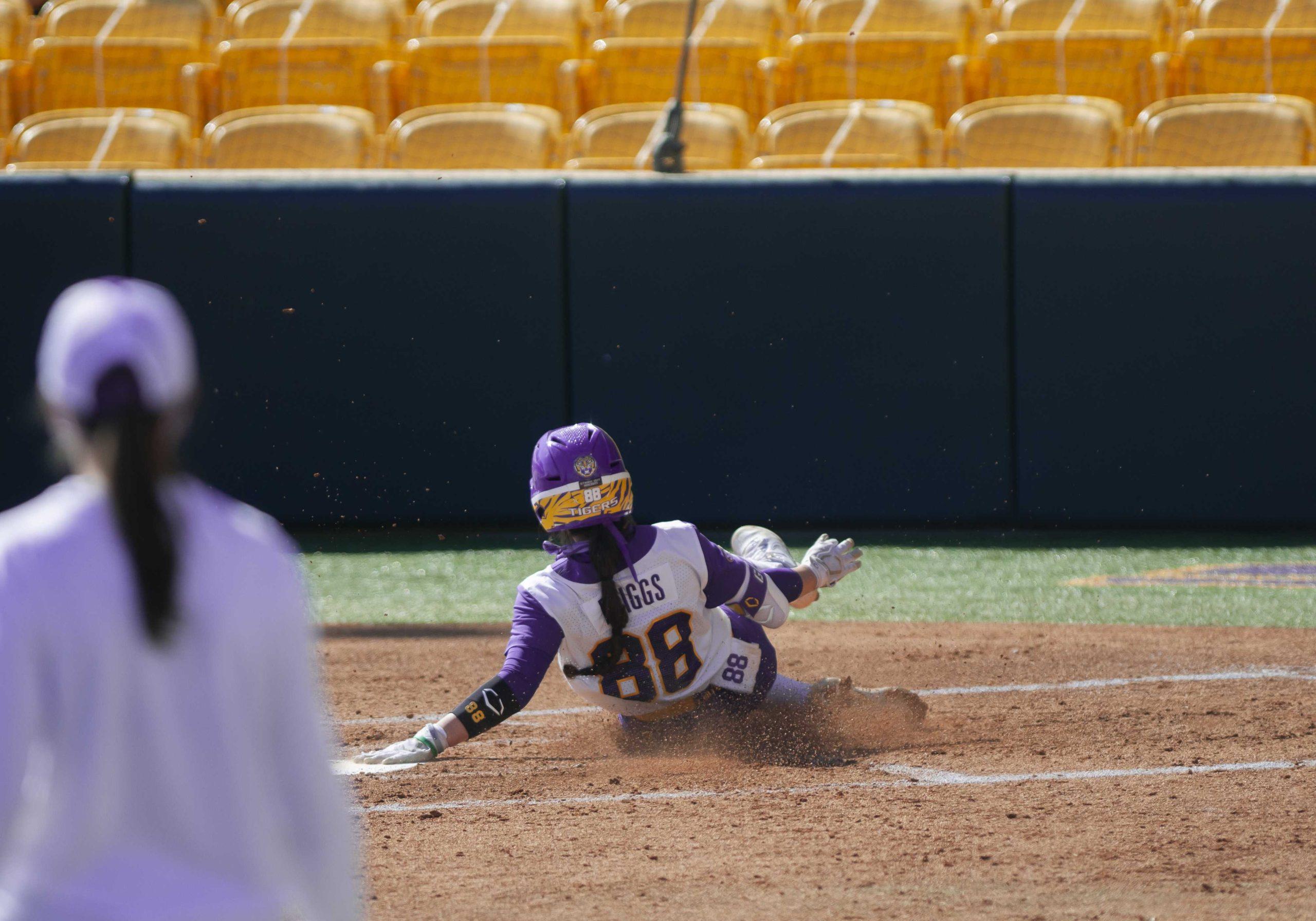 PHOTOS: LSU softball defeats Central Arkansas