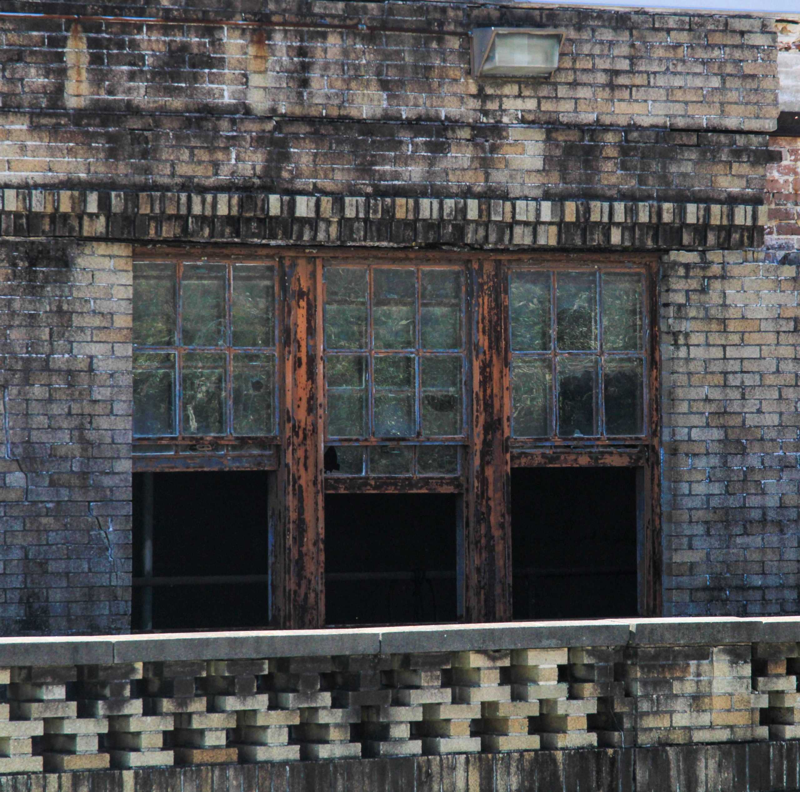 PHOTOS: A glimpse inside the soon-to-be renovated Huey P. Long Field House