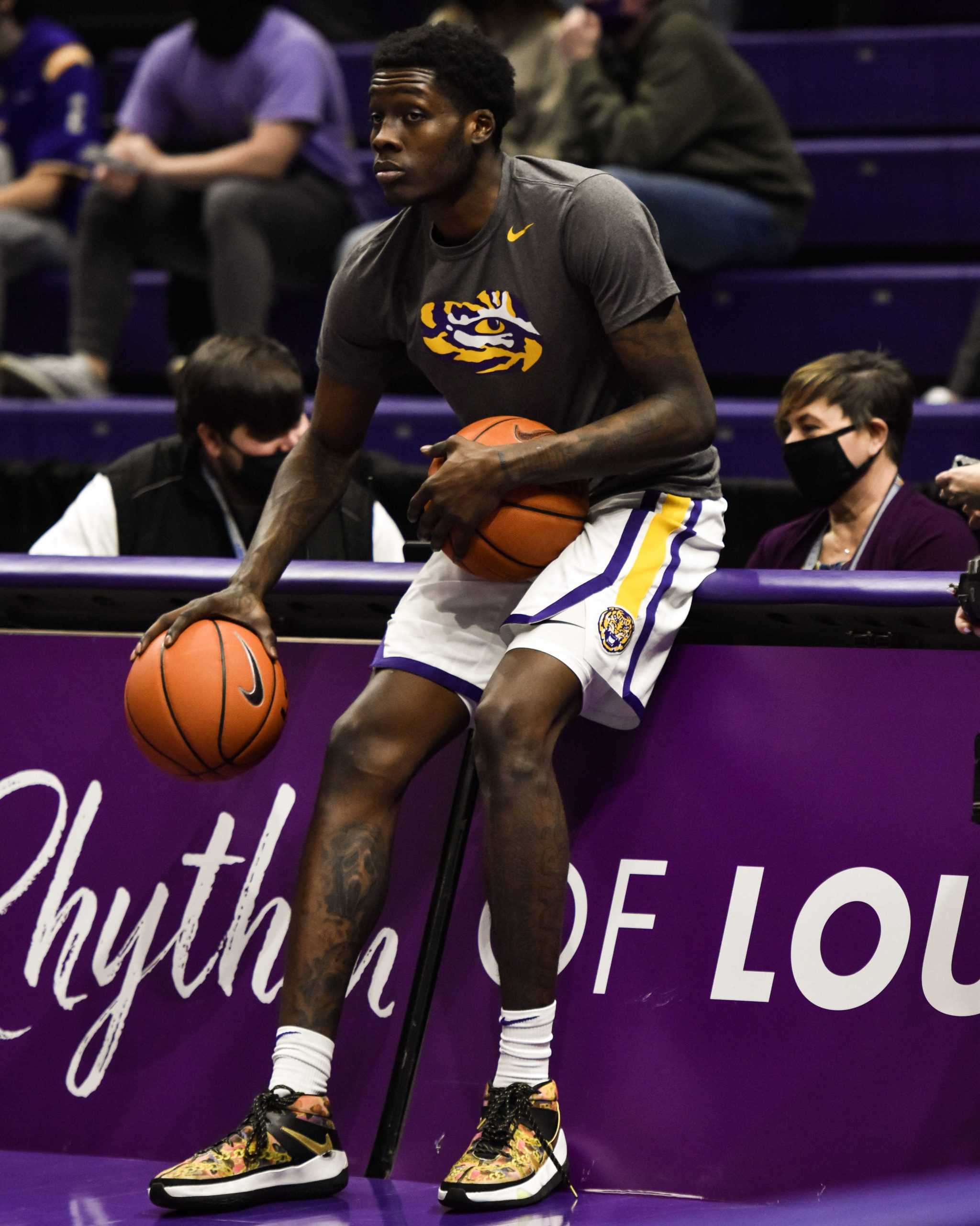 PHOTOS: LSU men's basketball defeats Auburn