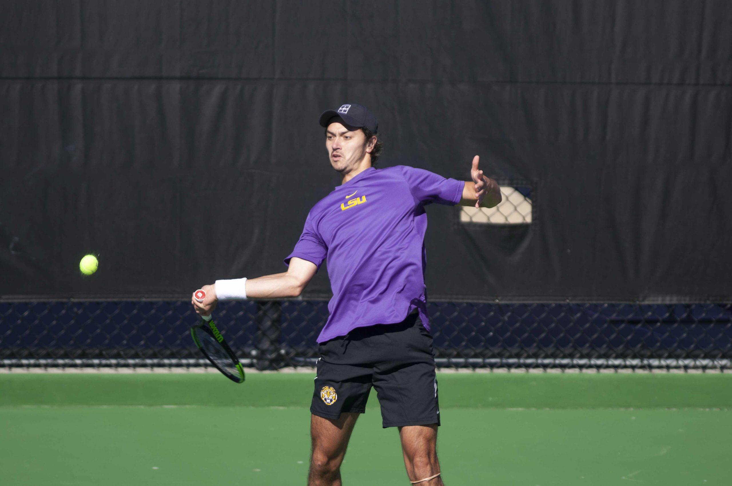 PHOTOS: Men's tennis falls to Tulane