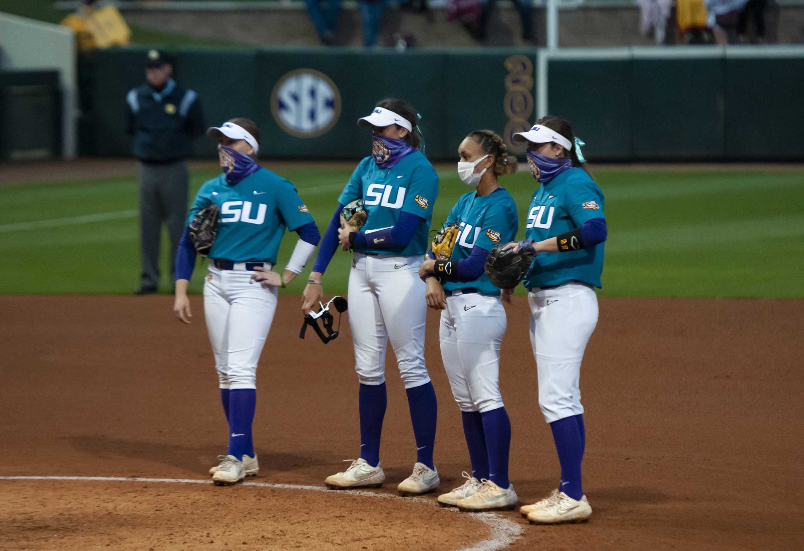 PHOTOS: LSU softball falls to Texas A&M