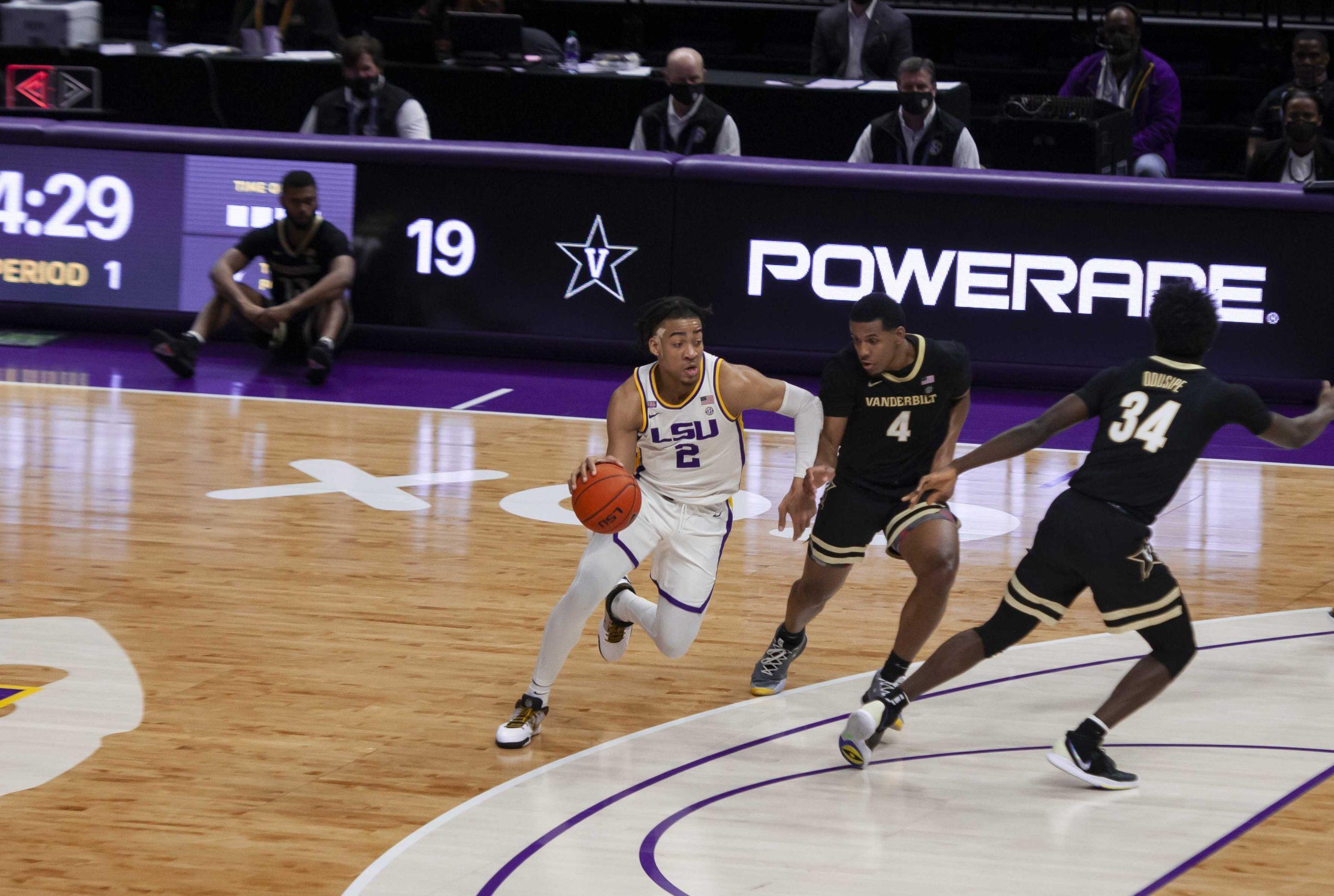 PHOTOS: LSU men's basketball defeats Vanderbilt