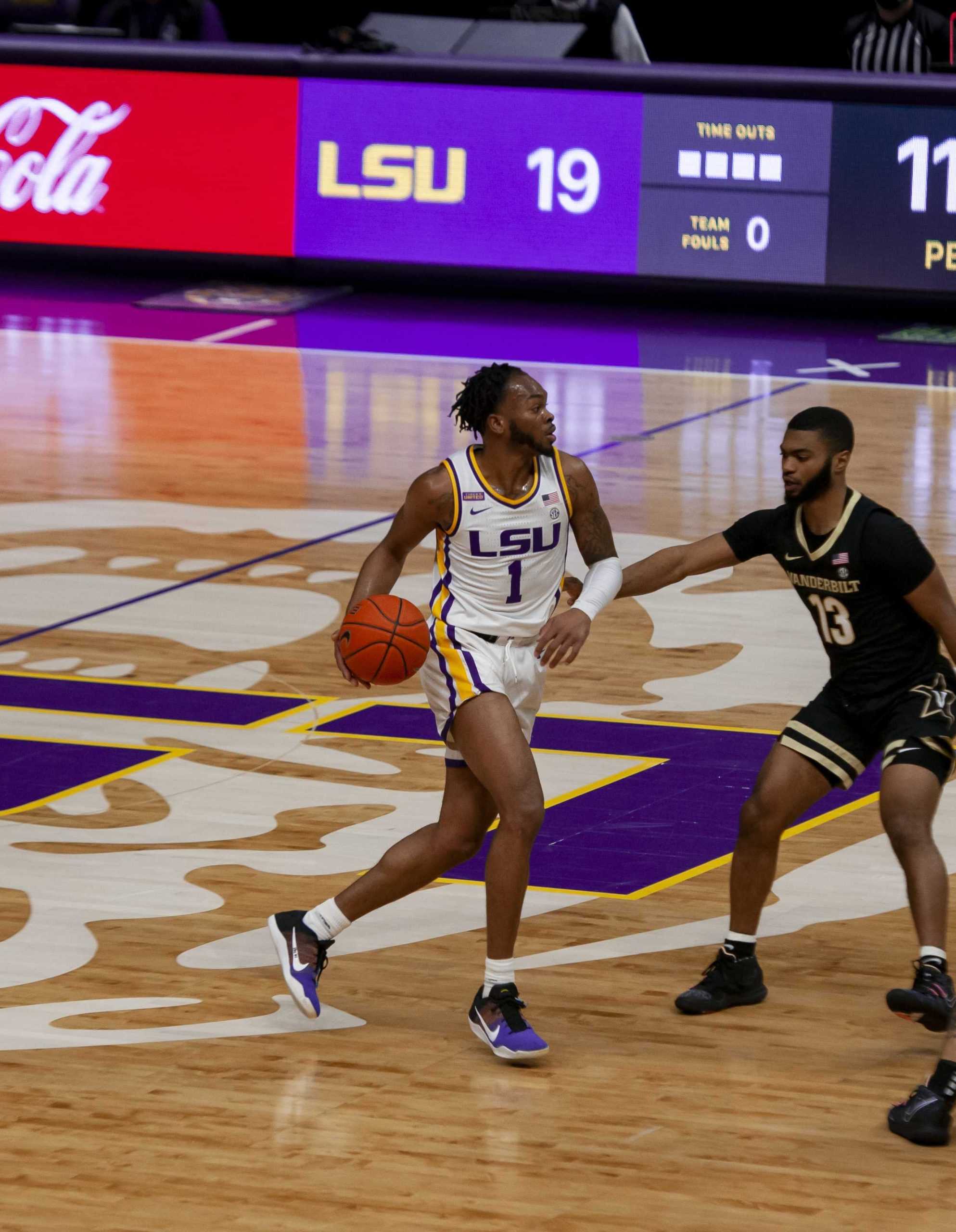 PHOTOS: LSU men's basketball defeats Vanderbilt