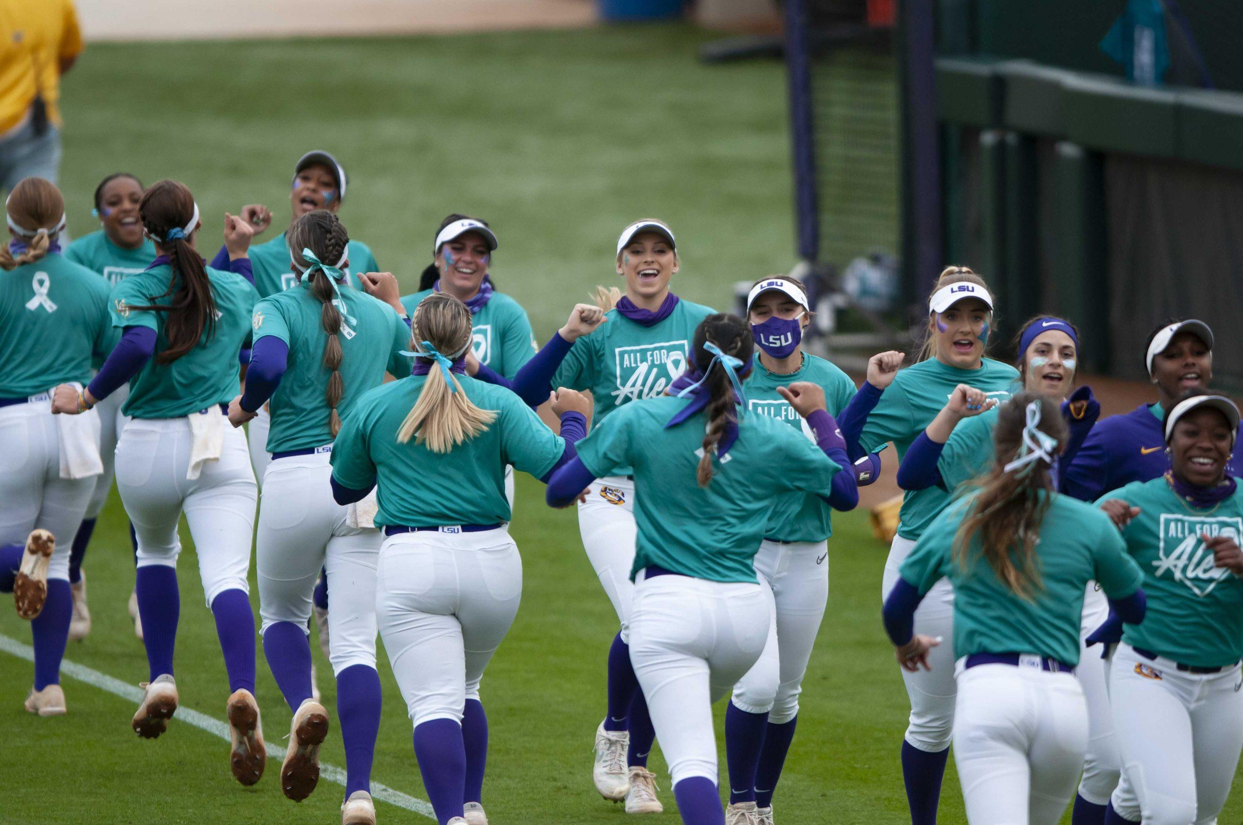 PHOTOS: LSU softball falls to Texas A&M