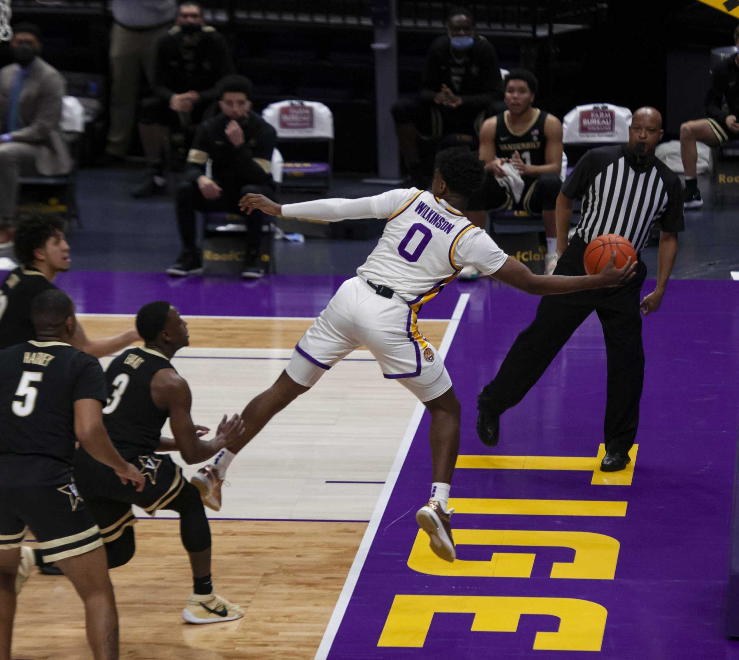 PHOTOS: LSU men's basketball defeats Vanderbilt