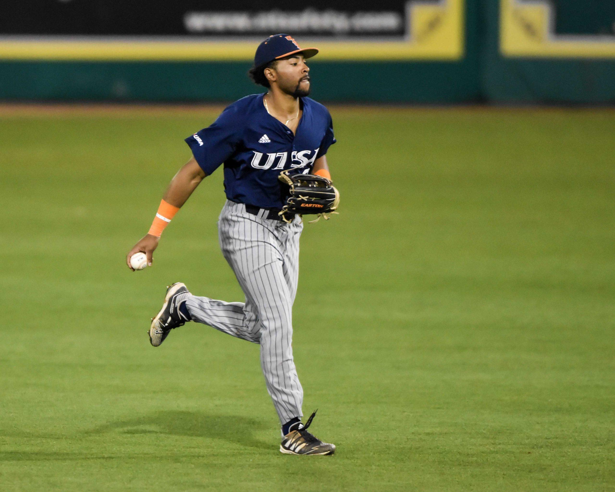 PHOTOS: LSU baseball defeats UTSA