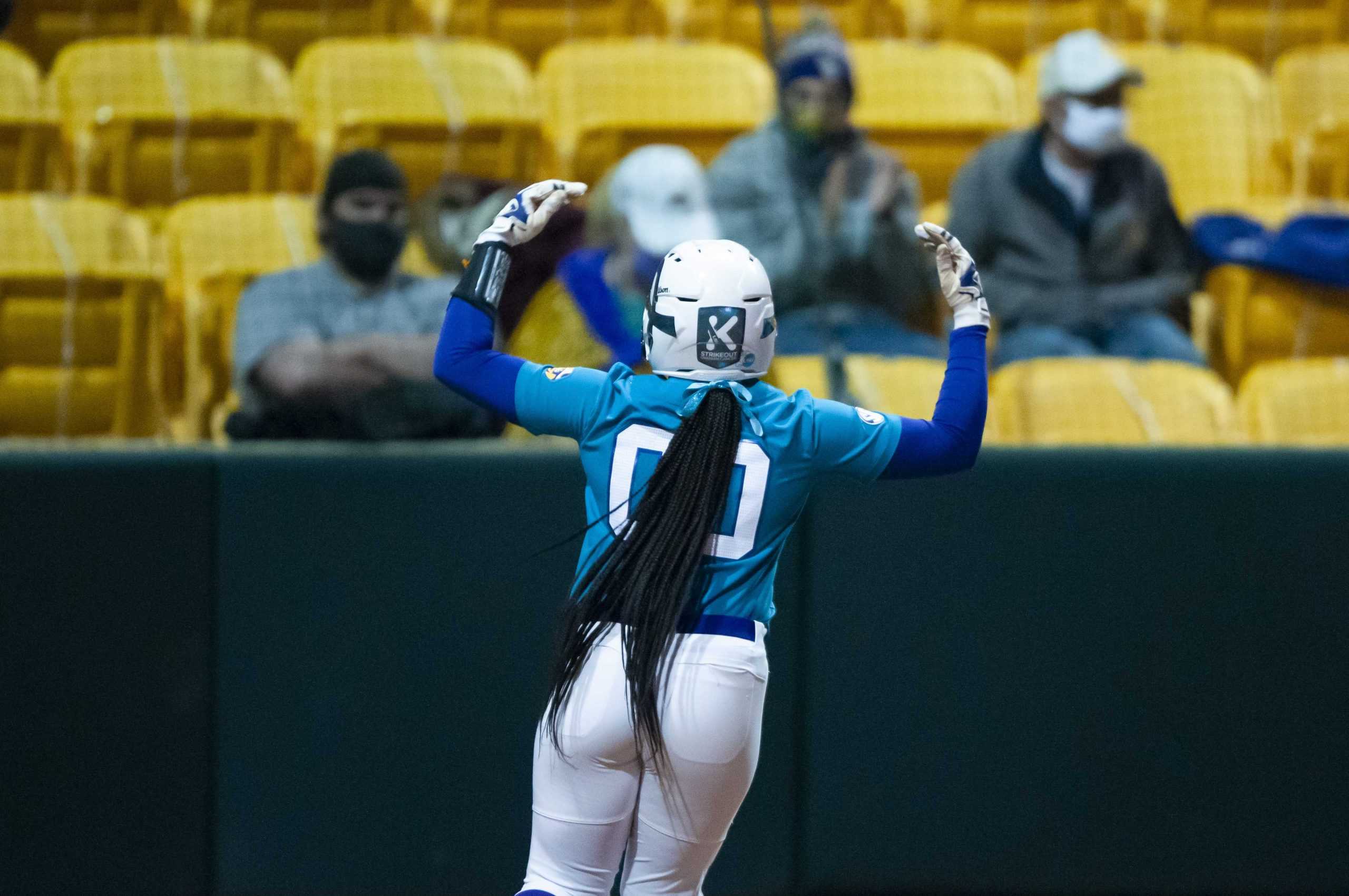 PHOTOS: LSU softball falls to Texas A&M