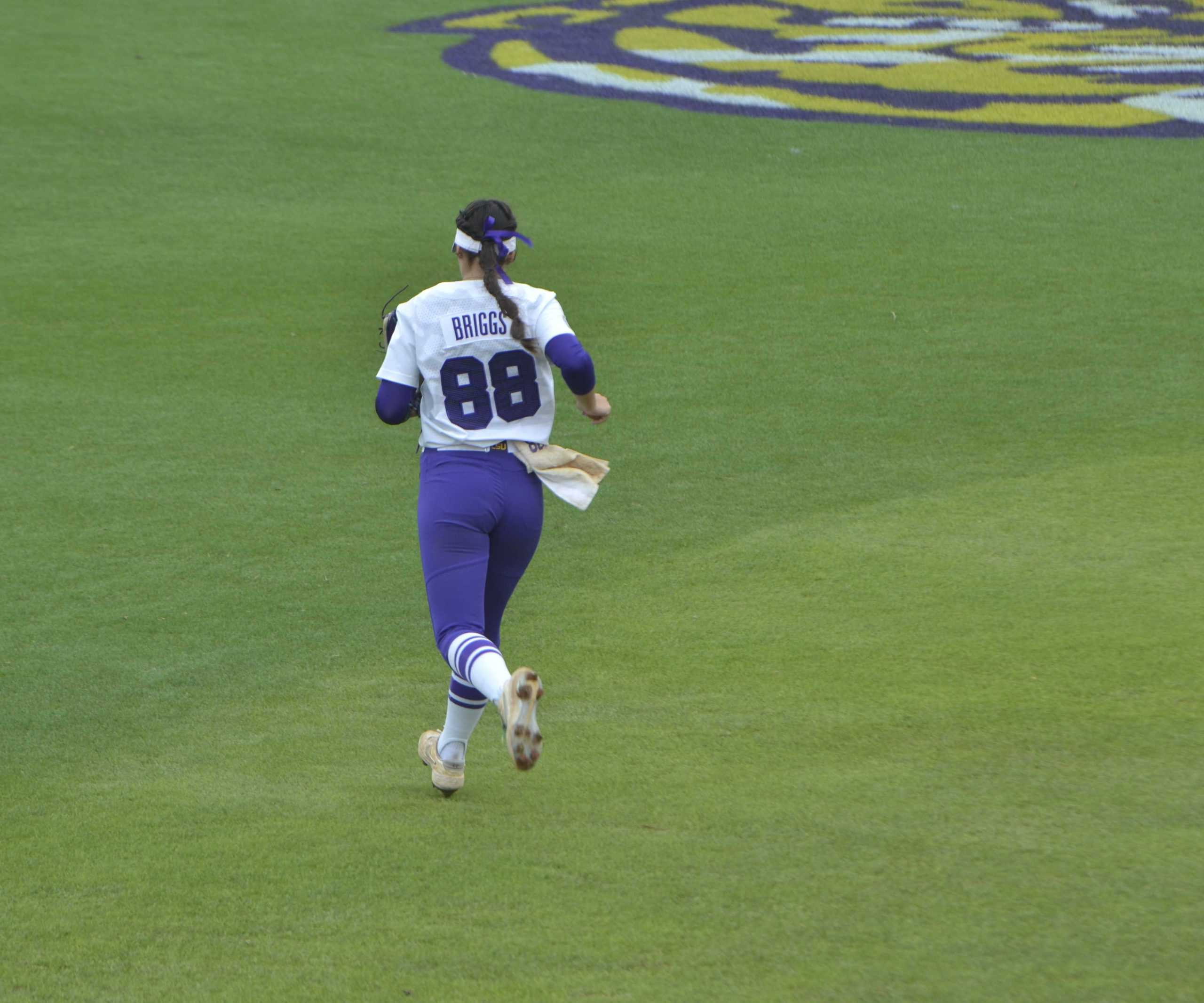 PHOTOS: LSU softball defeats McNeese State, ULL, advances to Super Regional