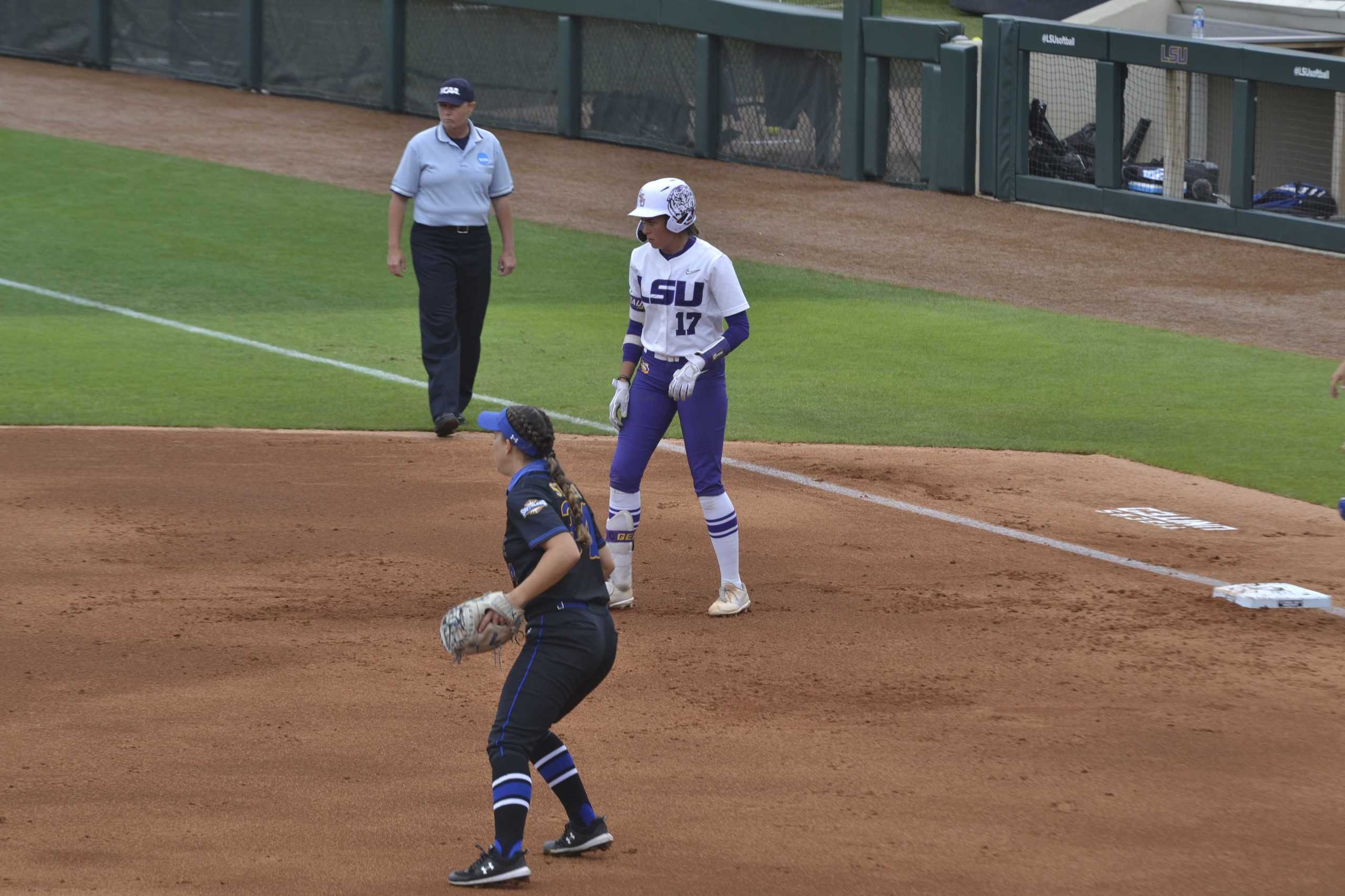 PHOTOS: LSU softball defeats McNeese State, ULL, advances to Super Regional