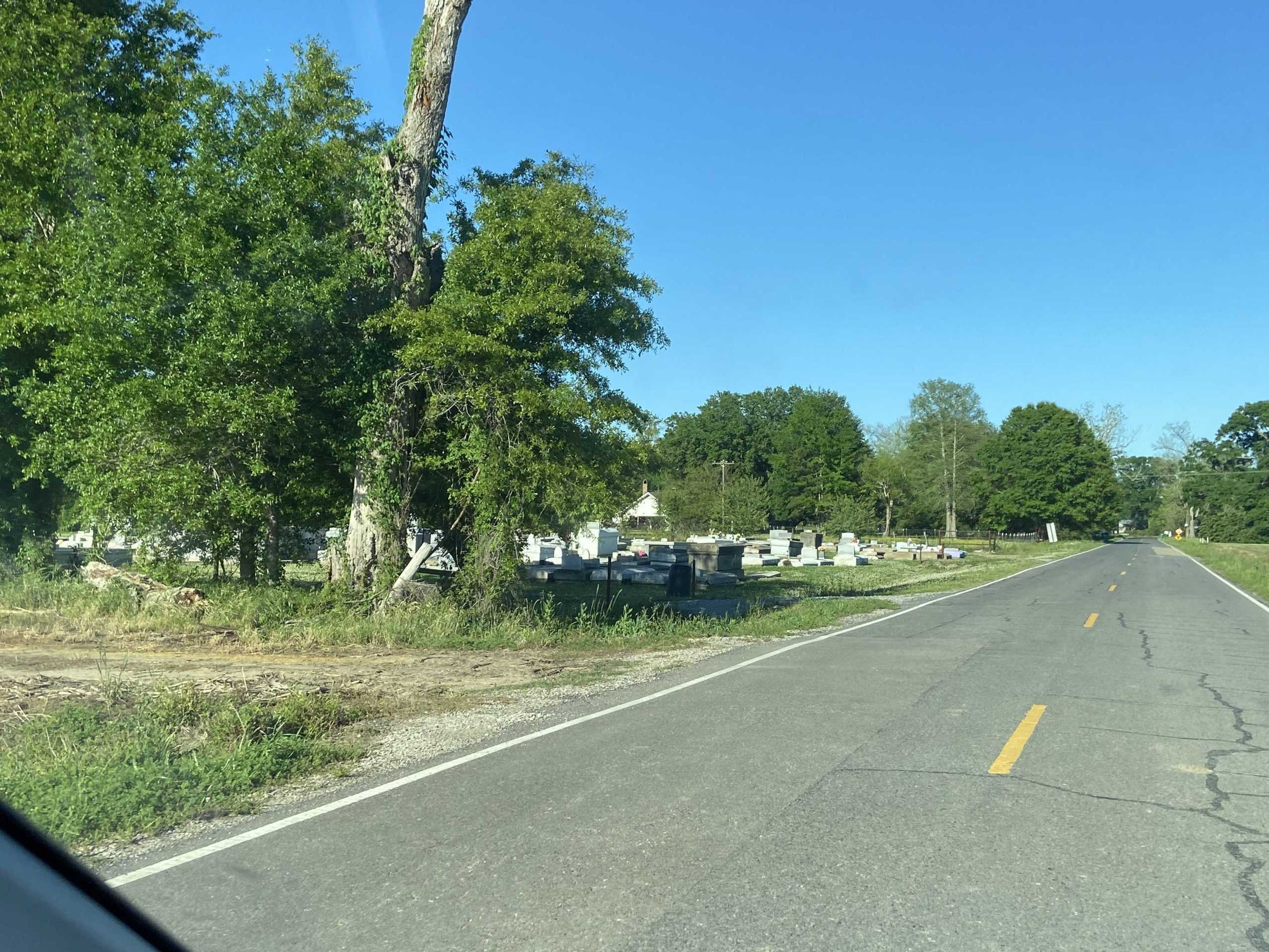 Segregated cemeteries still &#8216;haunt&#8217; Louisiana