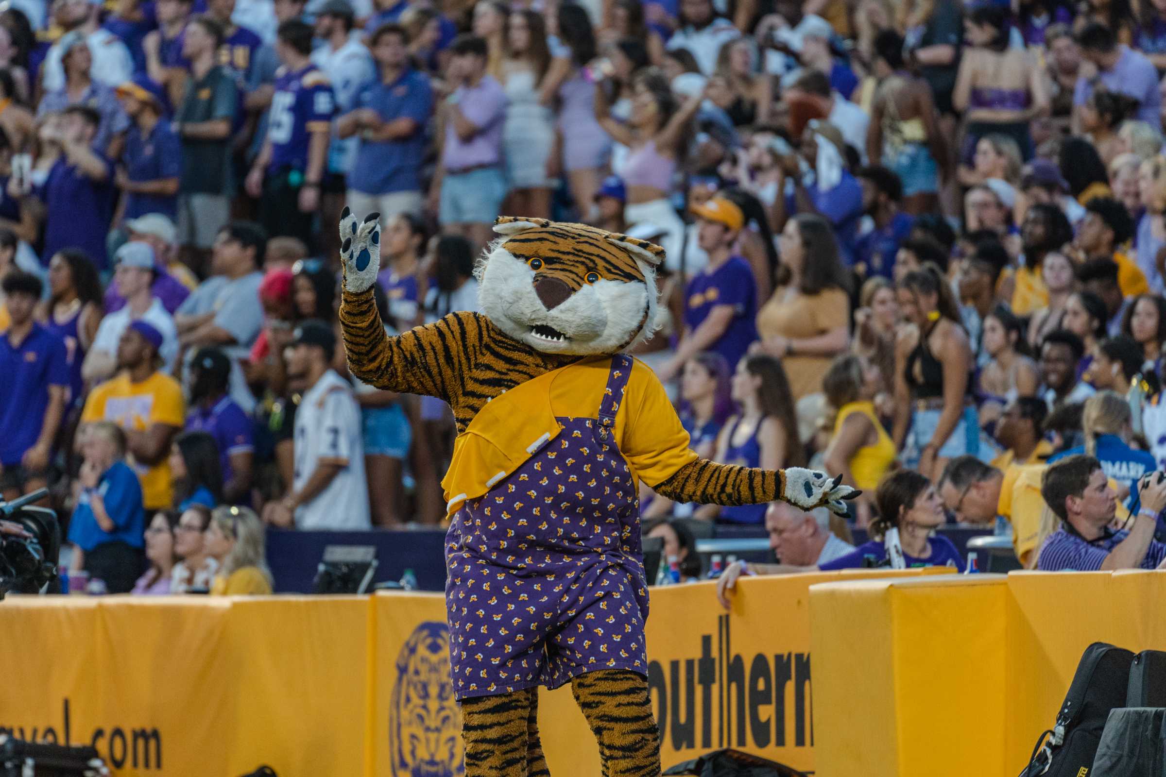 PHOTOS: LSU football defeats Central Michigan 49-21 in Tiger Stadium