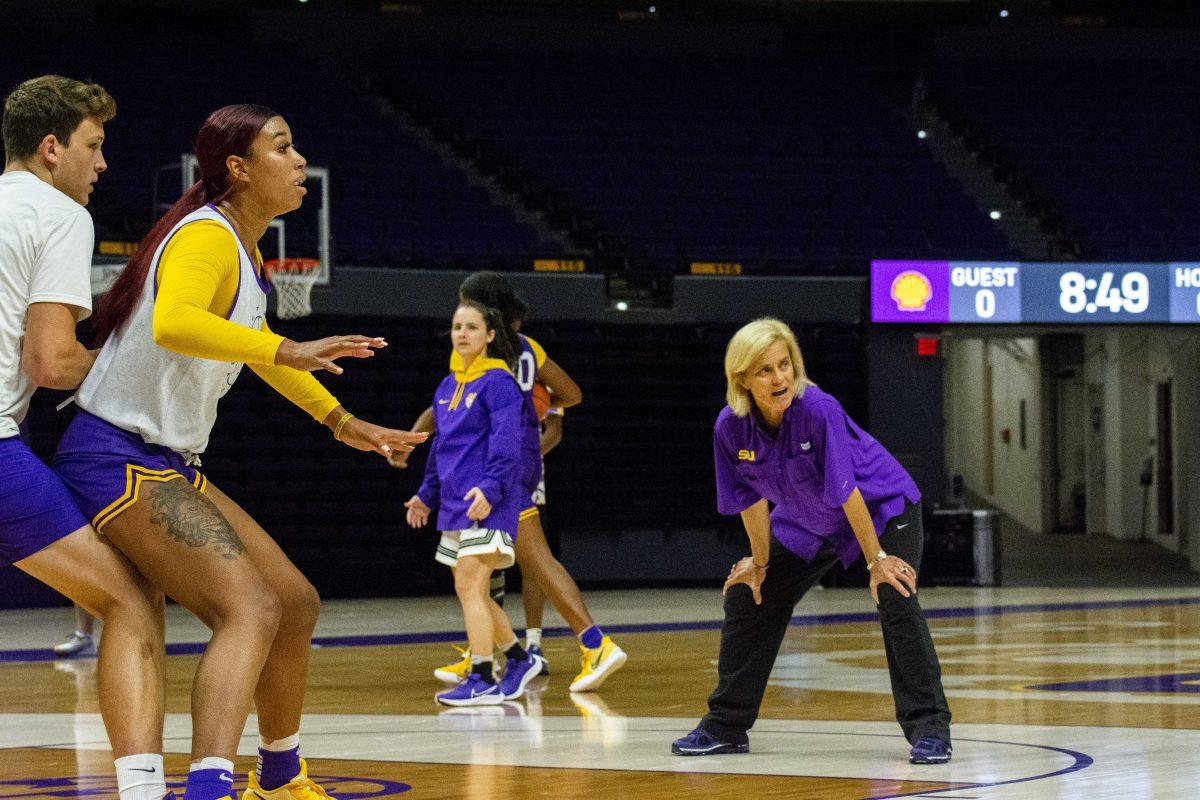 LSU women&#8217;s basketball head coach Kim Mulkey directs her team during a play on Wednesday, Sept. 29, 2021, during practice in the Pete Maravich Assembly Center on N. Stadium Drive in Baton Rouge, La.