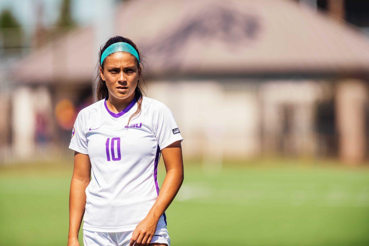 LSU soccer senior forward Alesia Garcia (10) keeps her eyes on the ball Sunday, Sept. 26, 2021 during their 2-1 loss against Georgia at the LSU Soccer Stadium in Baton Rouge, La.