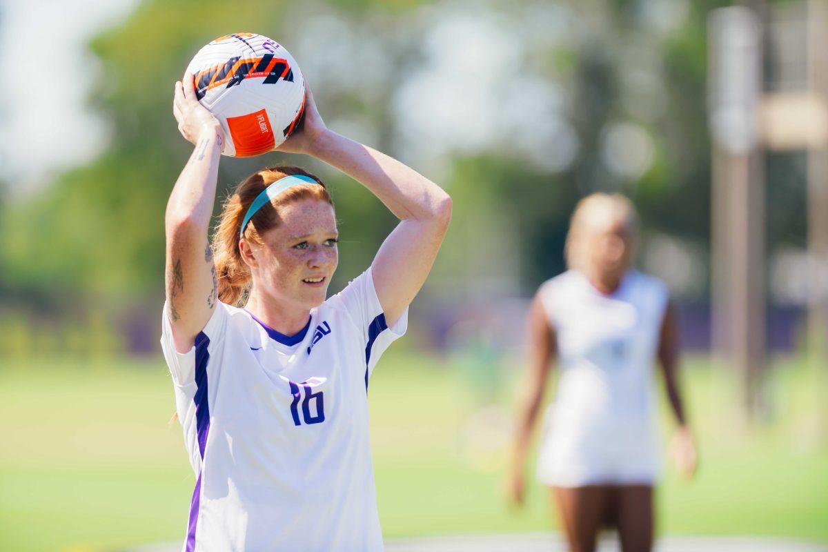 LSU soccer senior defender Lindsi Jennings (16) gets ready to throw the ball in Sunday, Sept. 26, 2021 during their 2-1 loss against Georgia at the LSU Soccer Stadium in Baton Rouge, La.