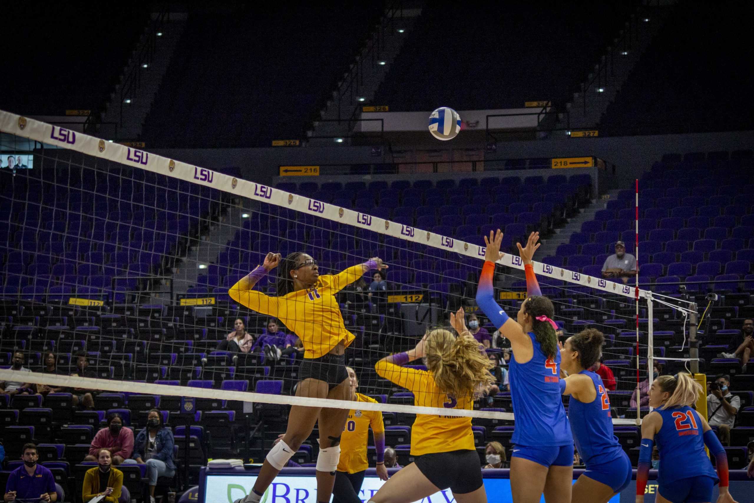 PHOTOS: LSU volleyball defeats Florida