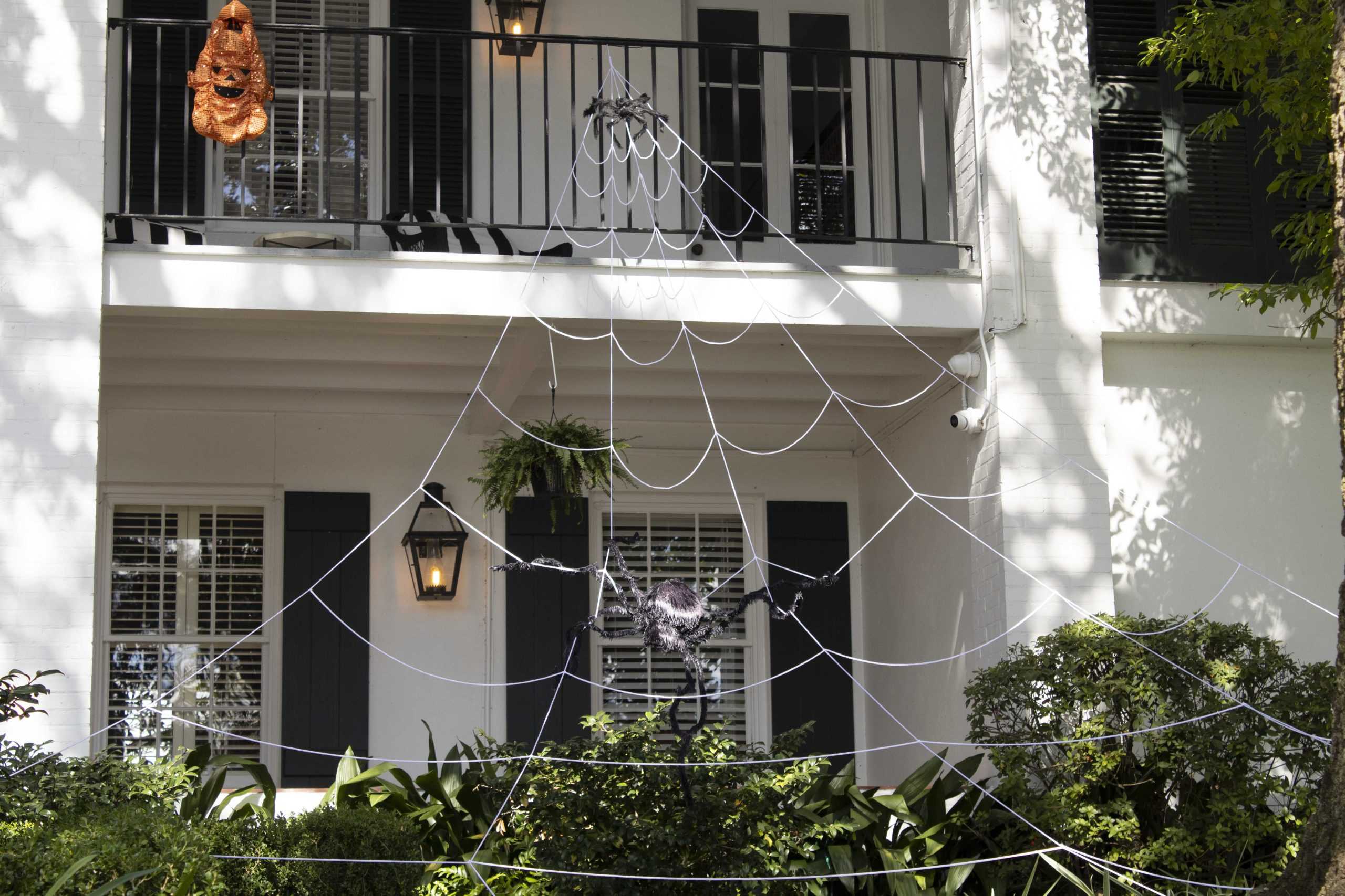 PHOTOS: Decorations flood Baton Rouge area with Halloween spirit