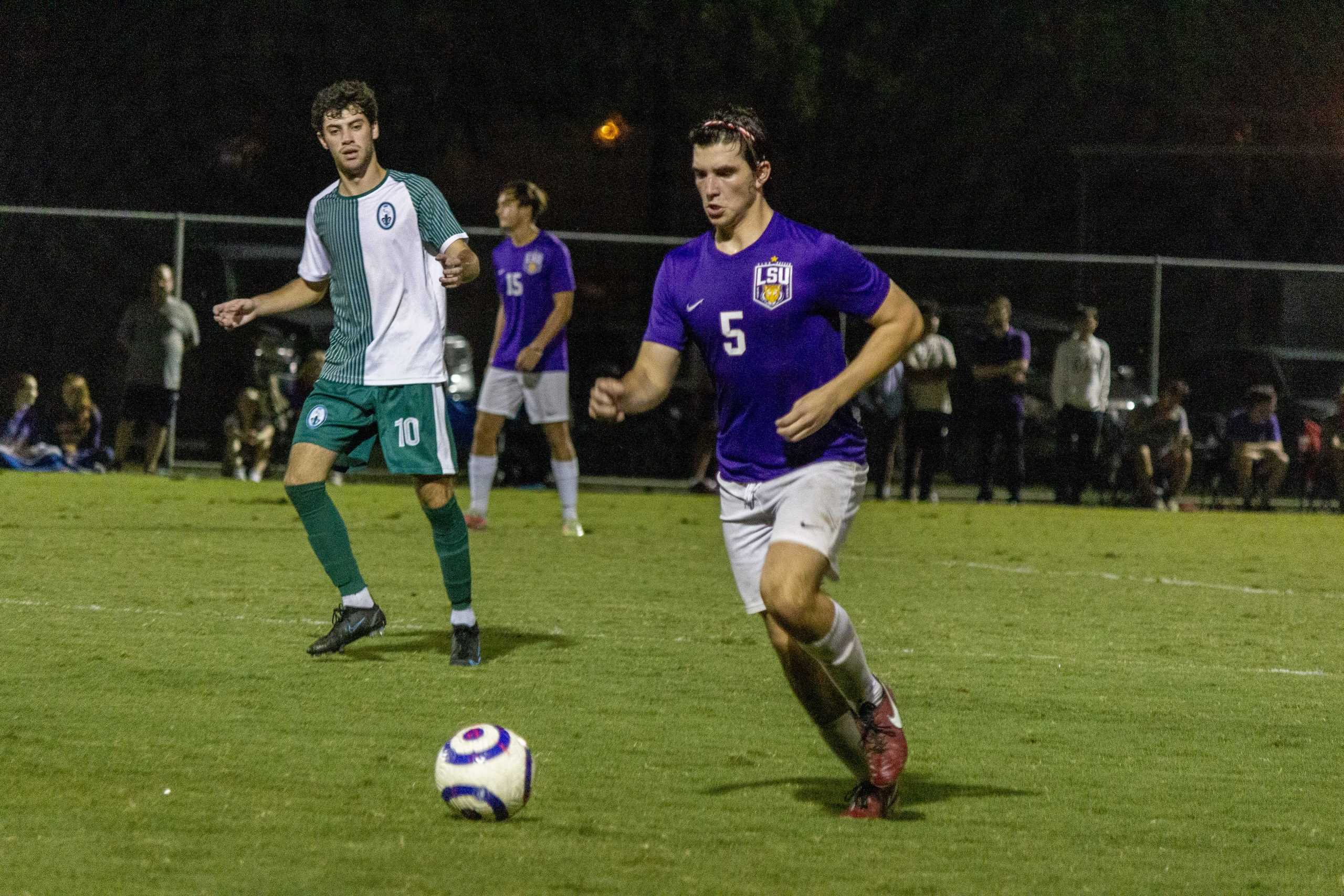 PHOTOS: LSU men's club soccer defeats Tulane 3-2