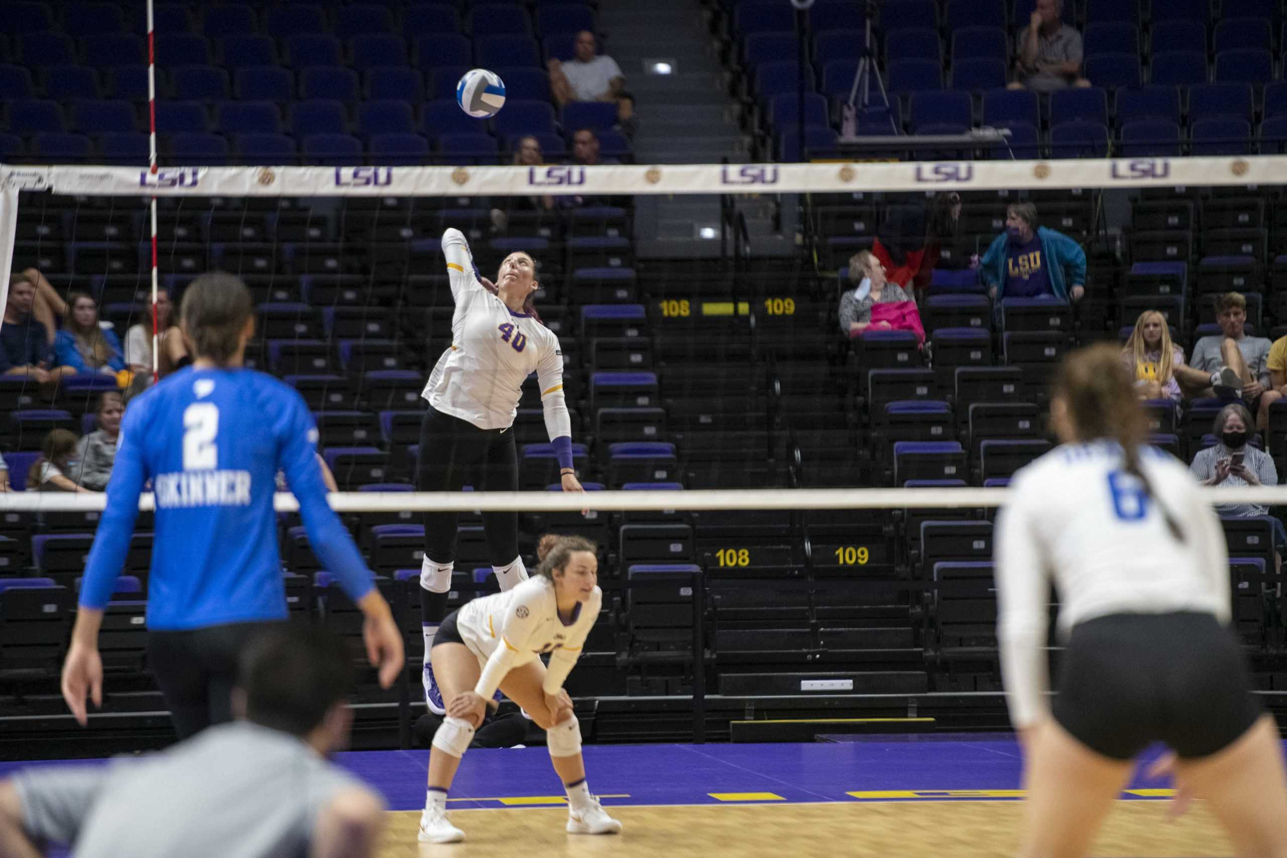 PHOTOS: LSU falls 0-3 to Kentucky in Pete Maravich Assembly Center