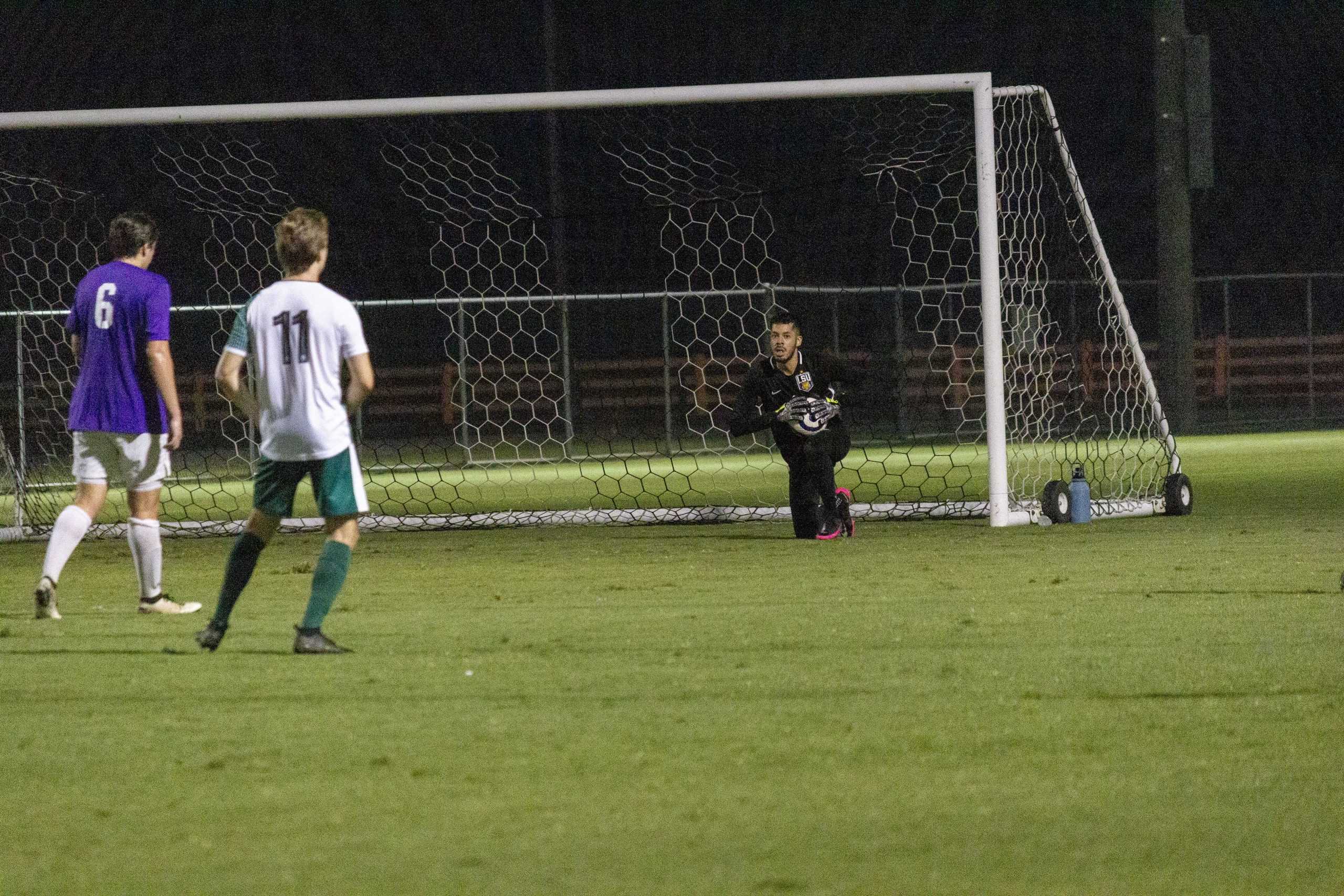 PHOTOS: LSU men's club soccer defeats Tulane 3-2