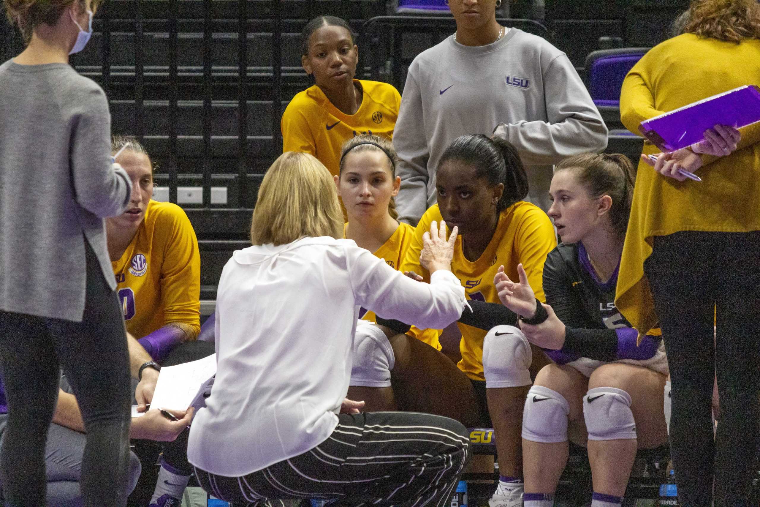 PHOTOS: LSU volleyball defeats Florida