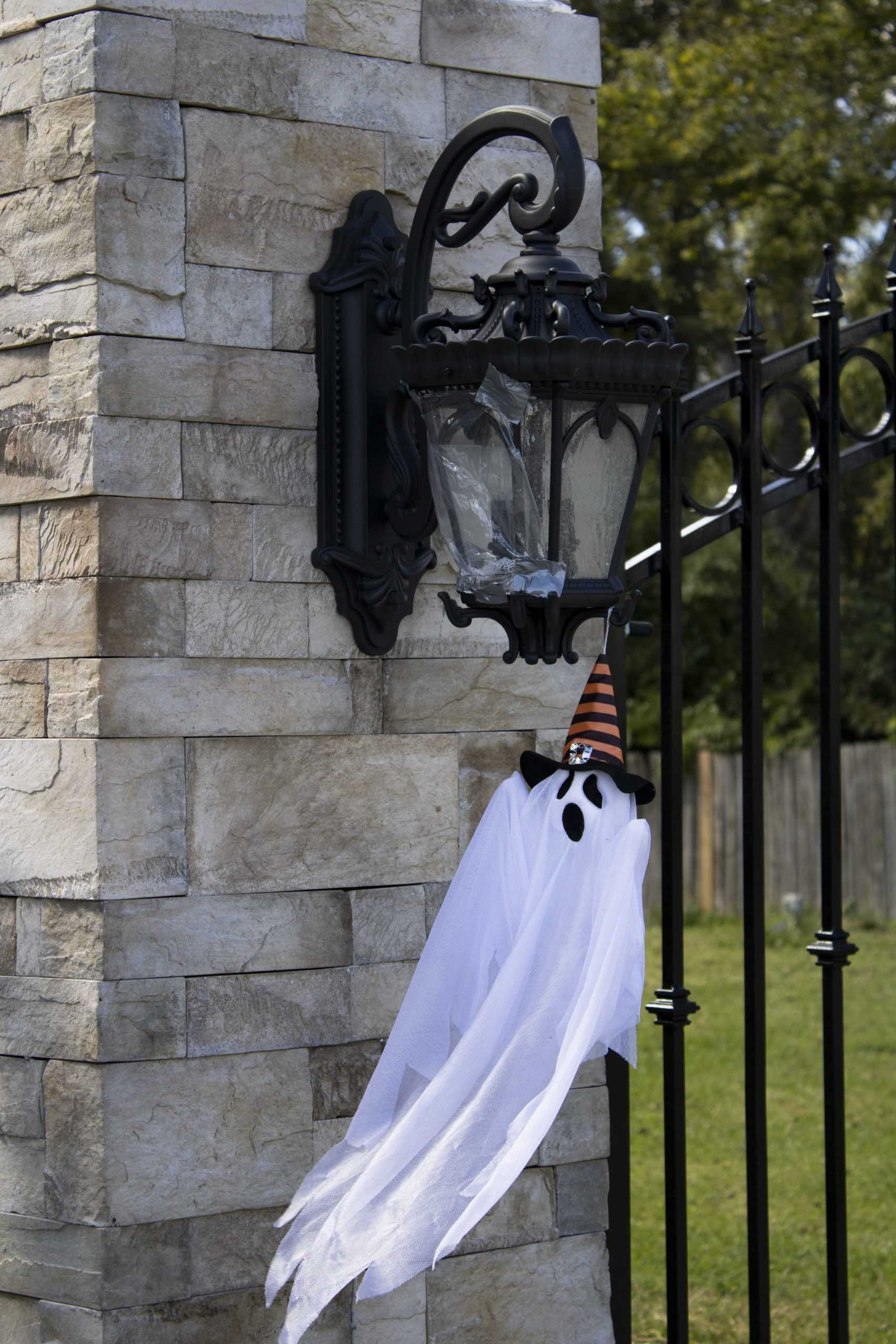 PHOTOS: Decorations flood Baton Rouge area with Halloween spirit